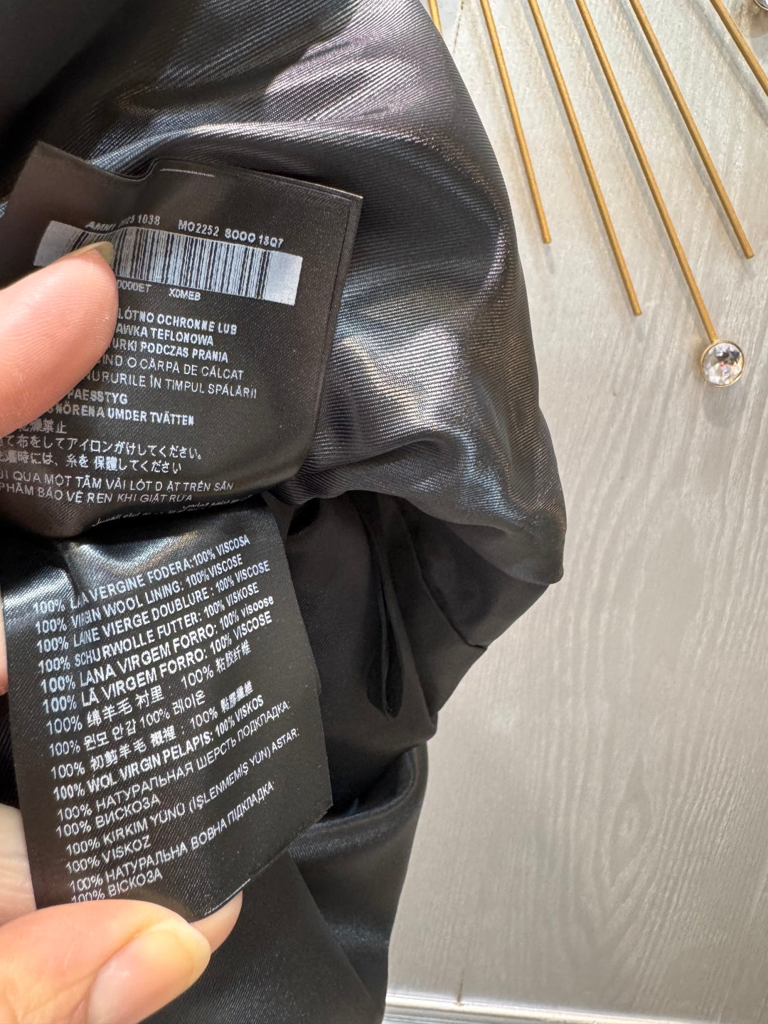 Mu 25fw Snowflake contrasting knitted sweater set