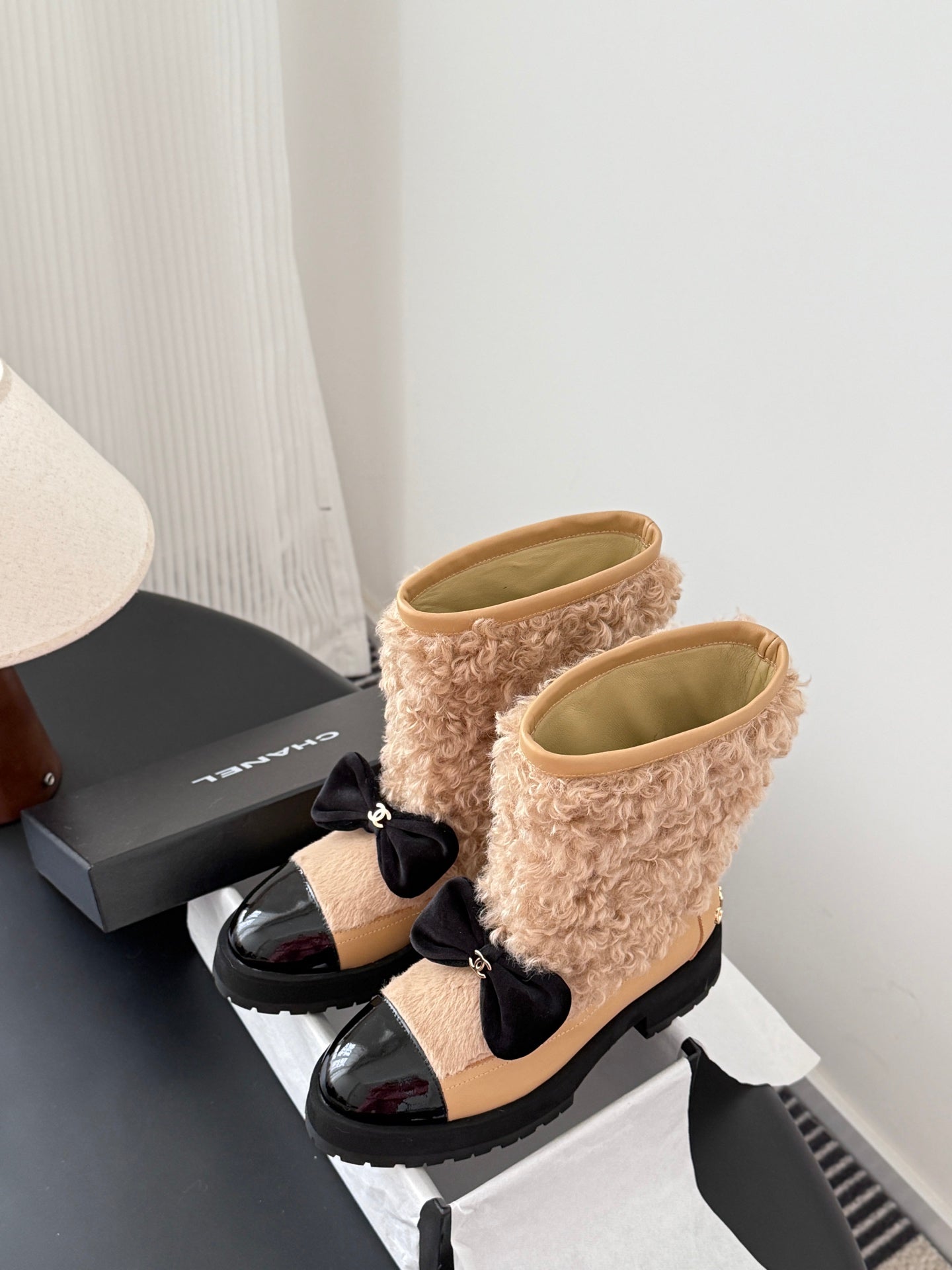 Che New autumn/winter fluffy sheepskin ankle boots