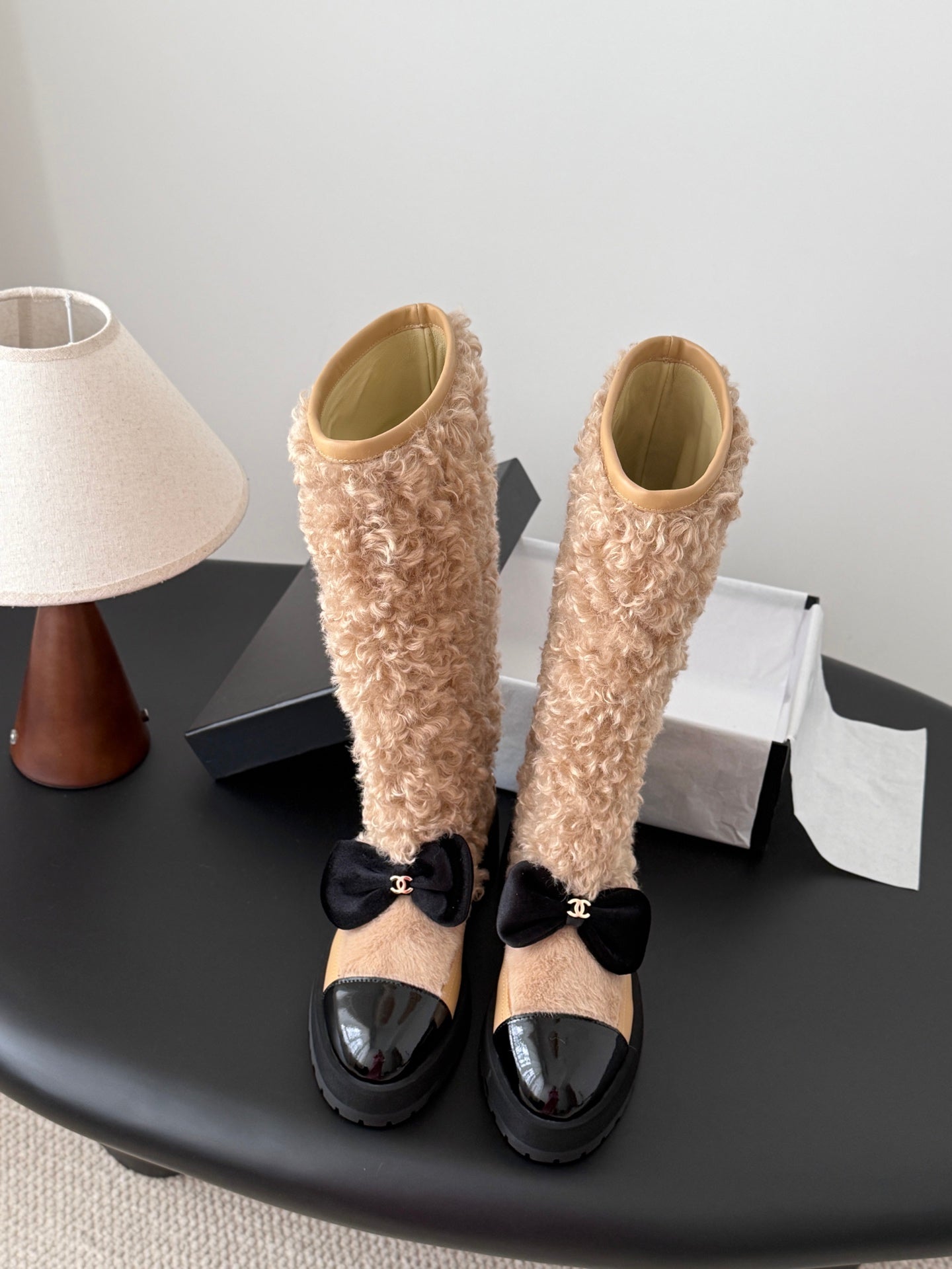 Che New autumn/winter fluffy sheepskin boots