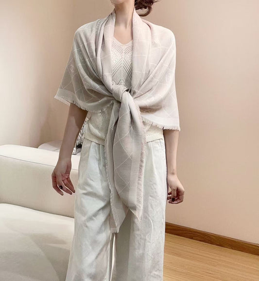 Cha** New cashmere wraps