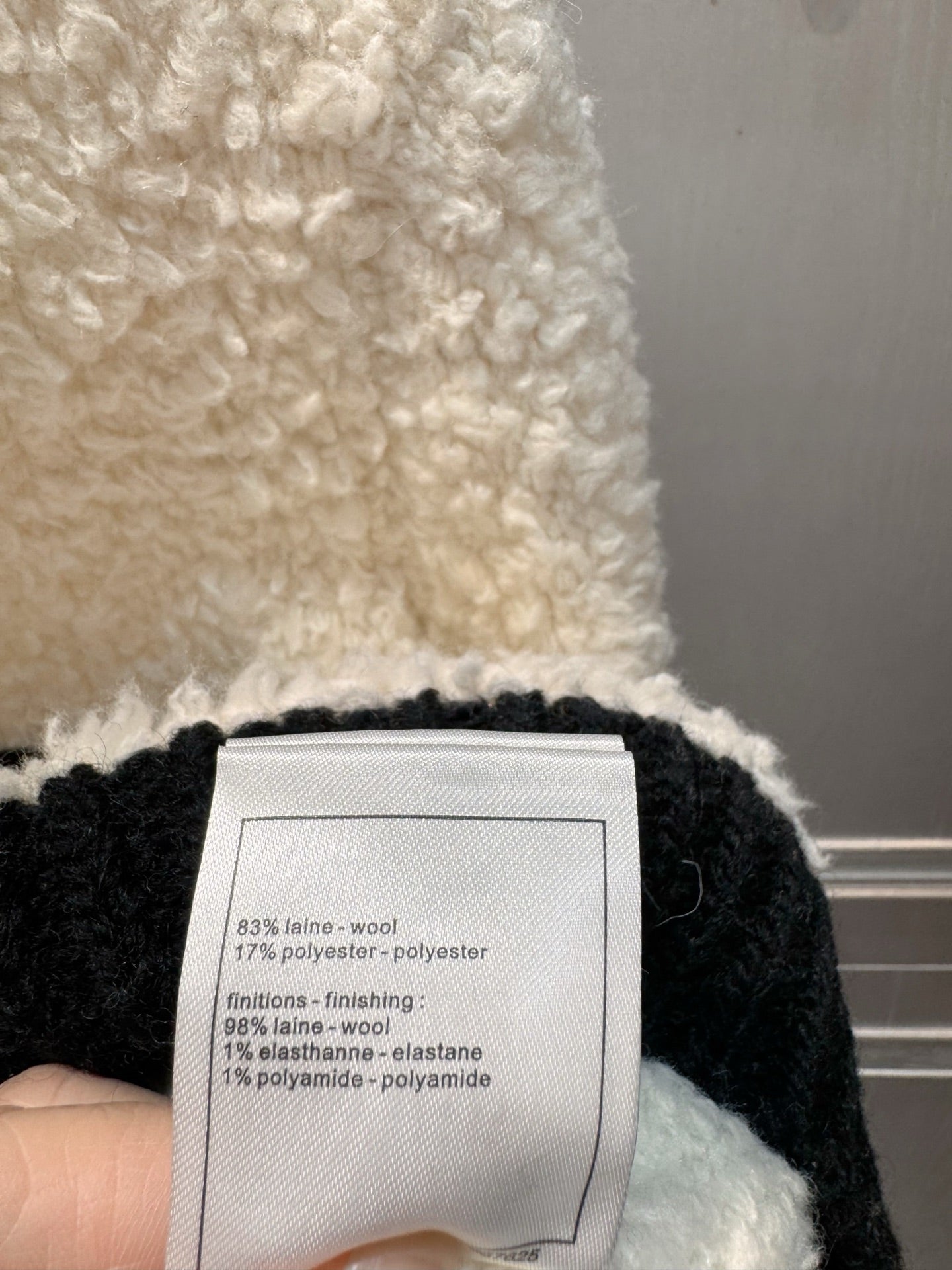 Cha**25fw new black and white teddy bear knit cardigan