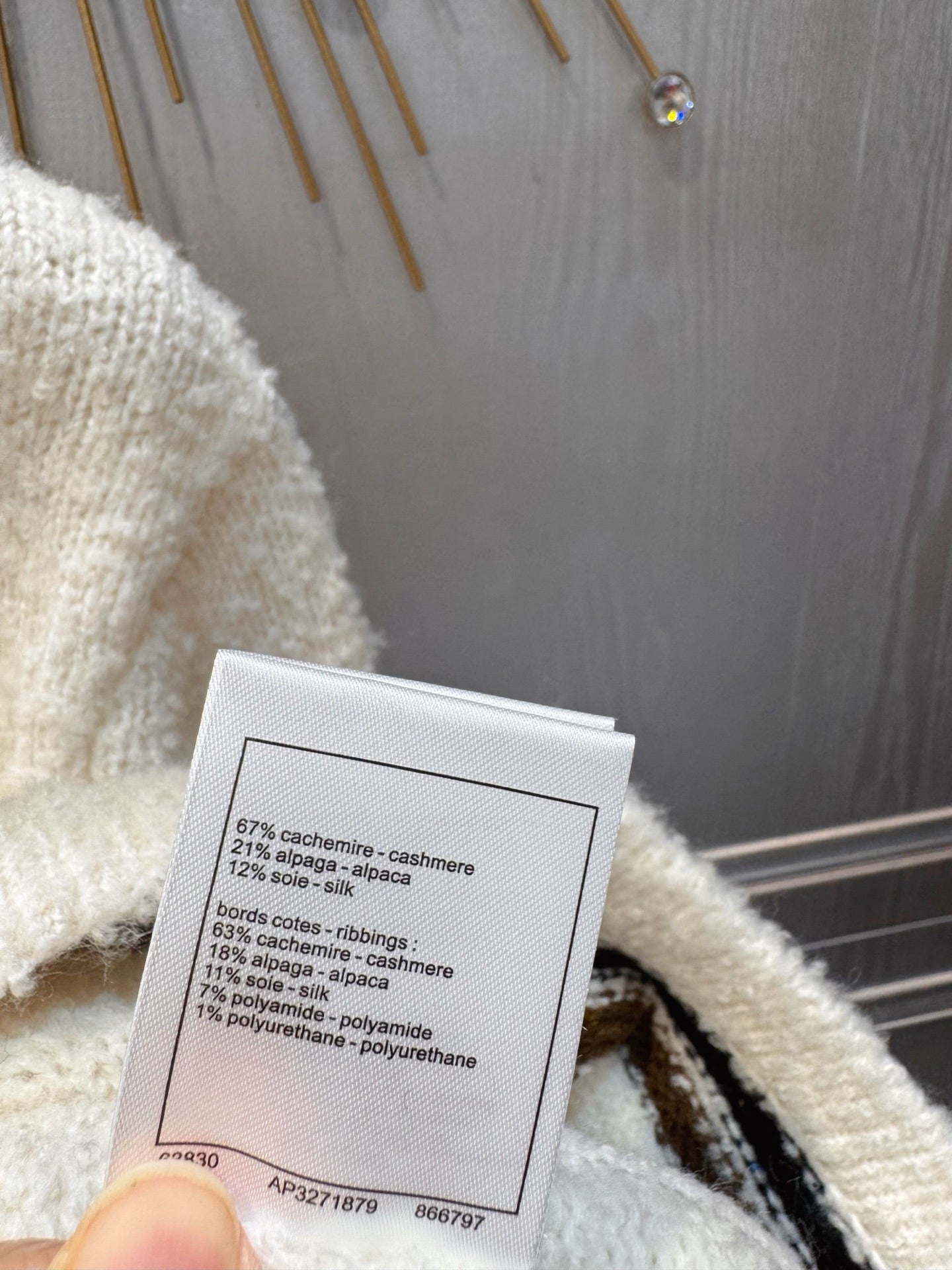 Cha**25N ski collection white knit cardigan