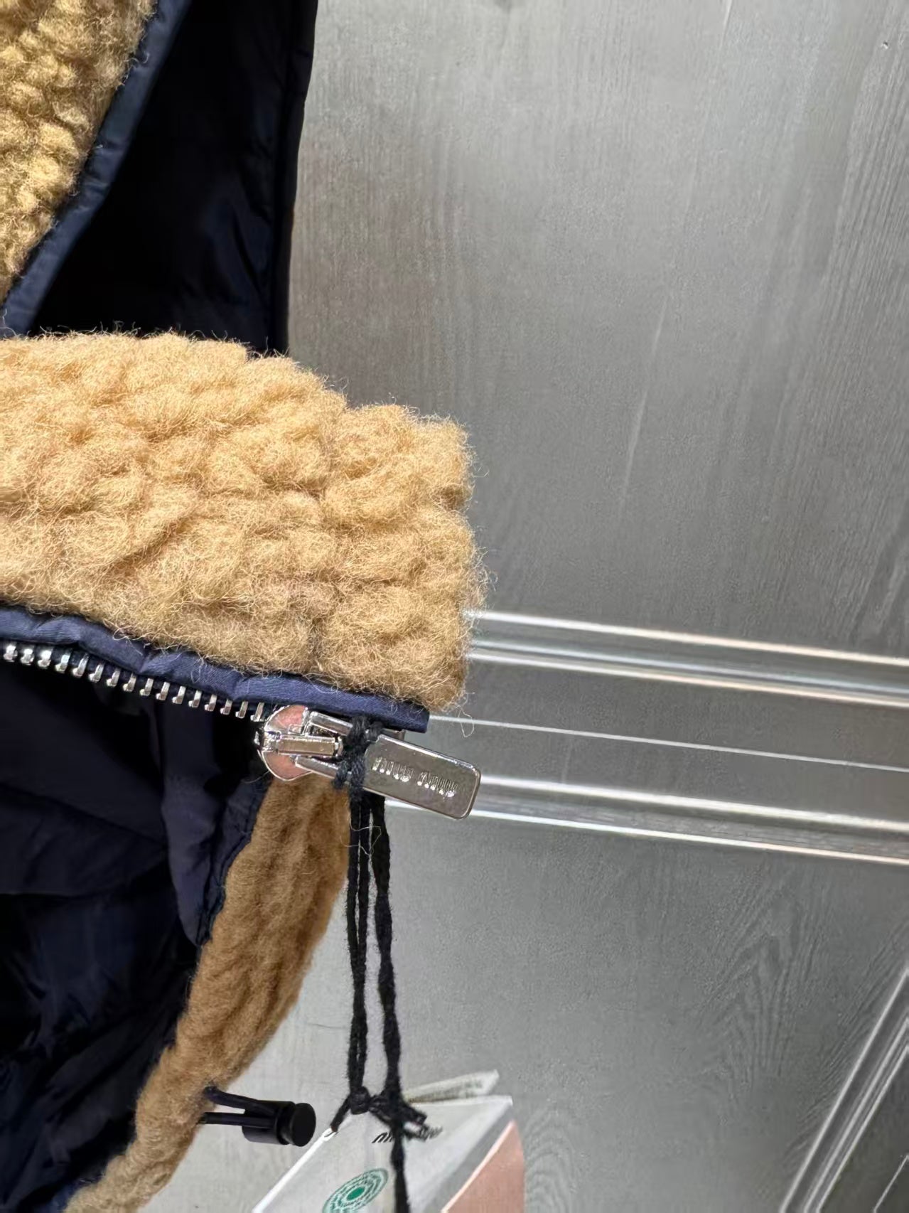 Mu** 25fw brown down vest