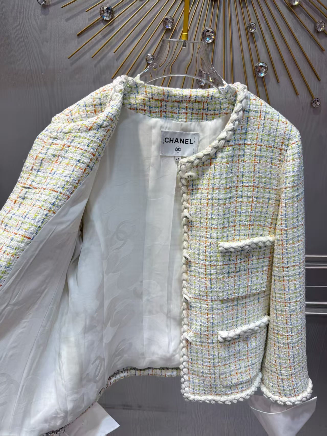 Cha**white tweed hooded coat