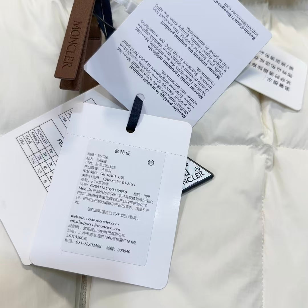 MOC**white down jacket