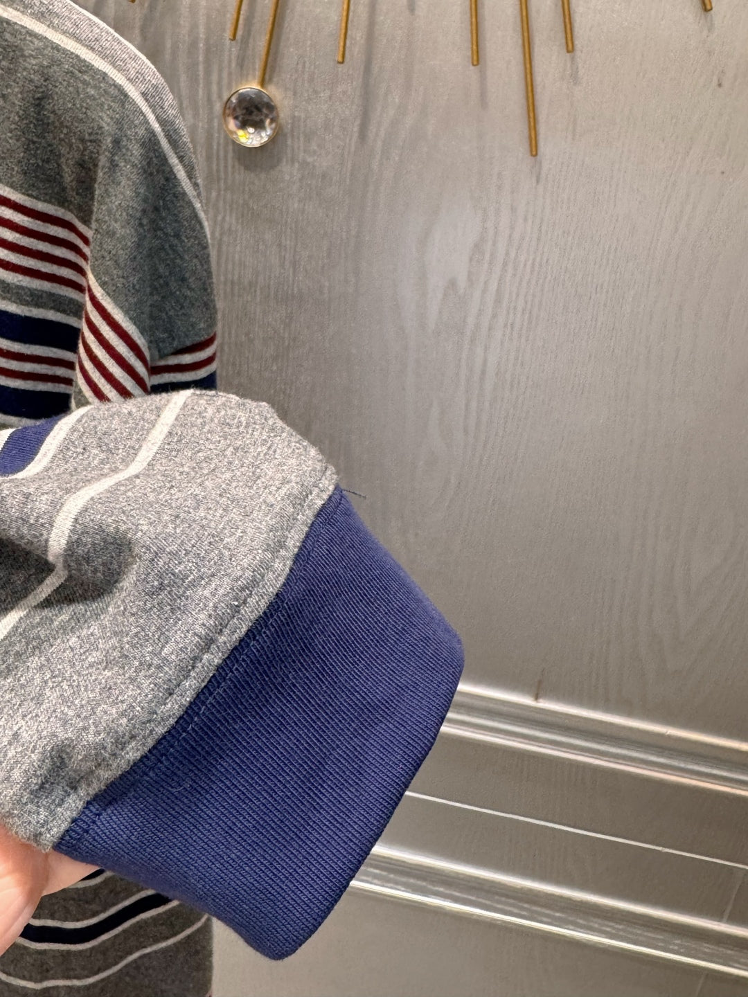 Mu 25fw Striped long-sleeved T-shirt Gray, blue and red color blocking