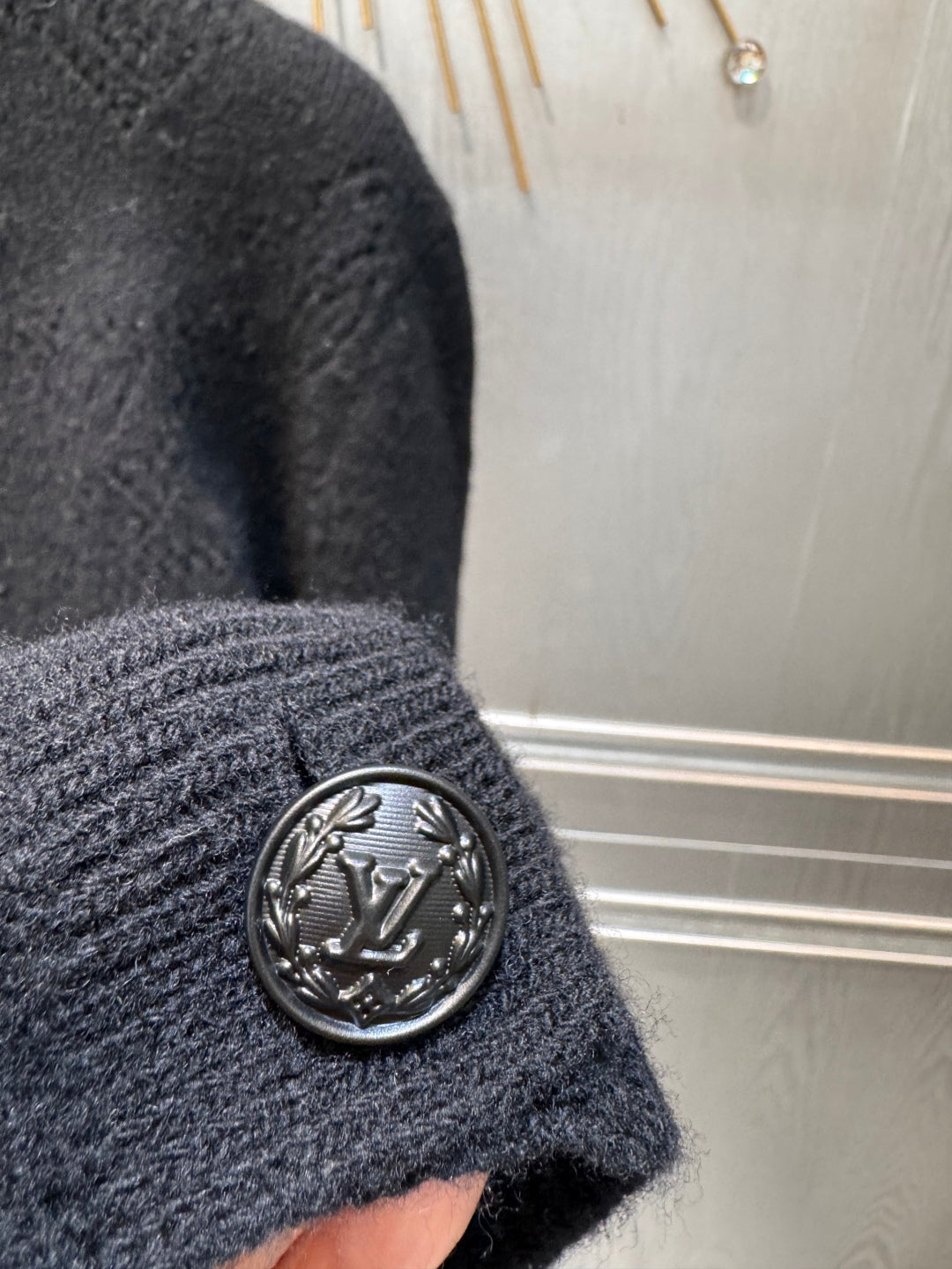 Loe 25fw Black knitted wool sweater