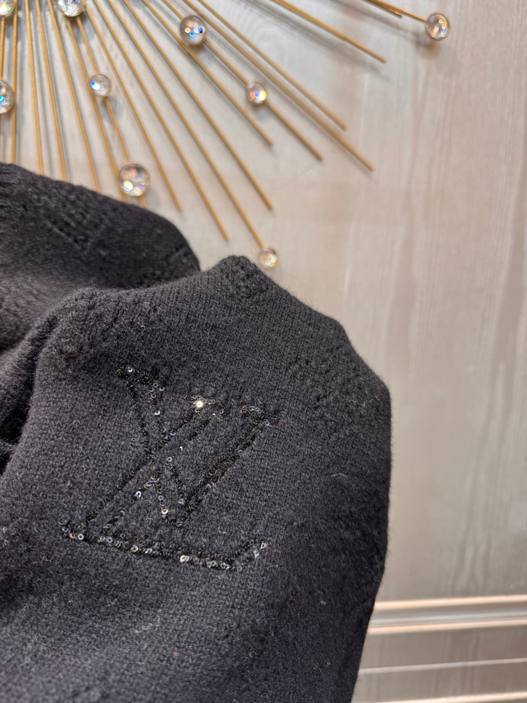 Loe 25fw Black knitted wool sweater