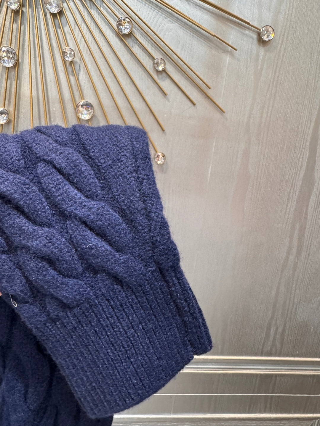 Mu 25fw Navy blue knitted wool sweater