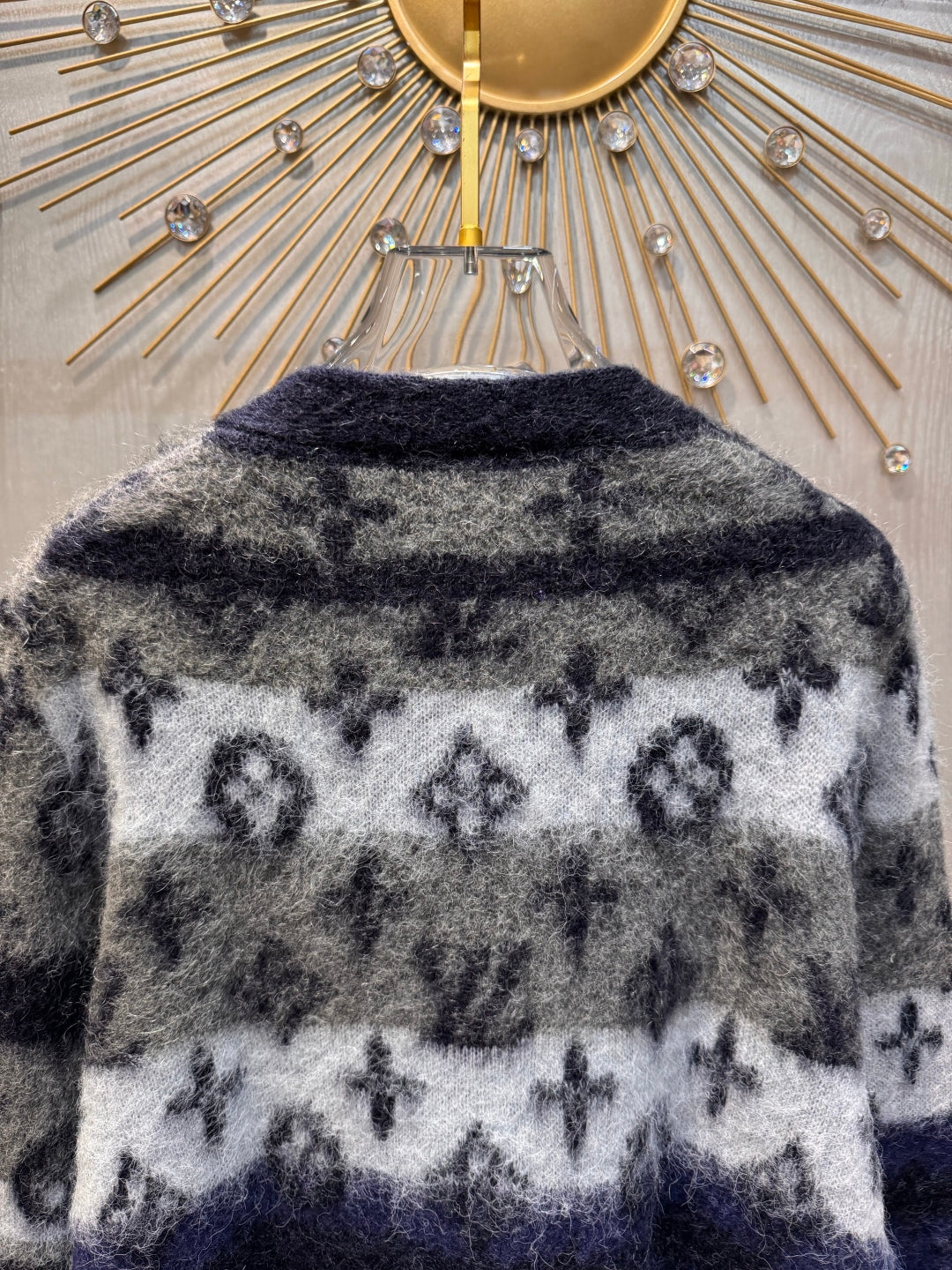 loe 25fw wool sweater Unisex