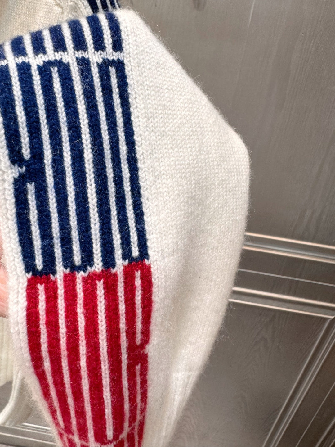 Cd 25fw White knit sweater