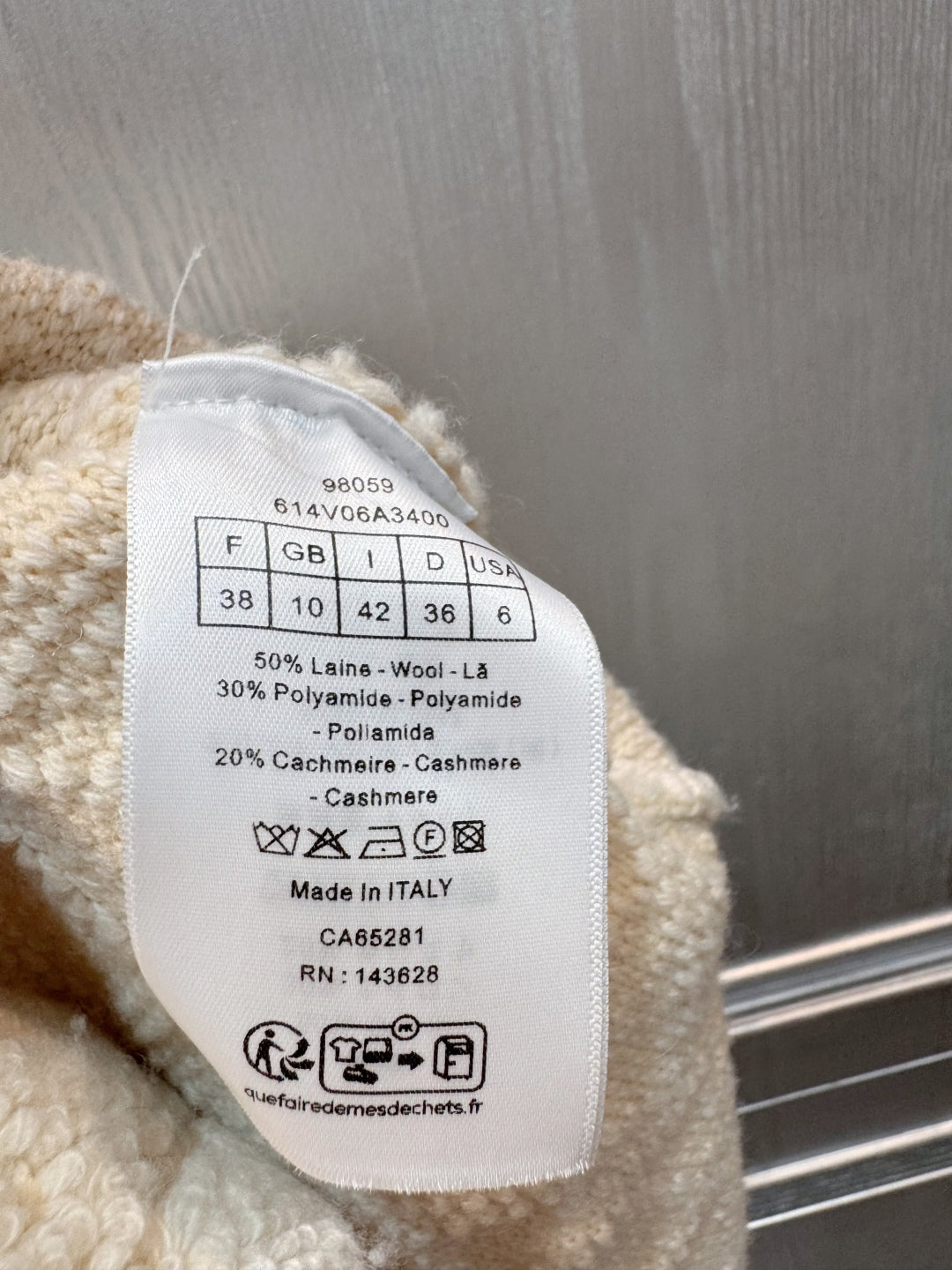 Cd 25fw off-white knitted sweater