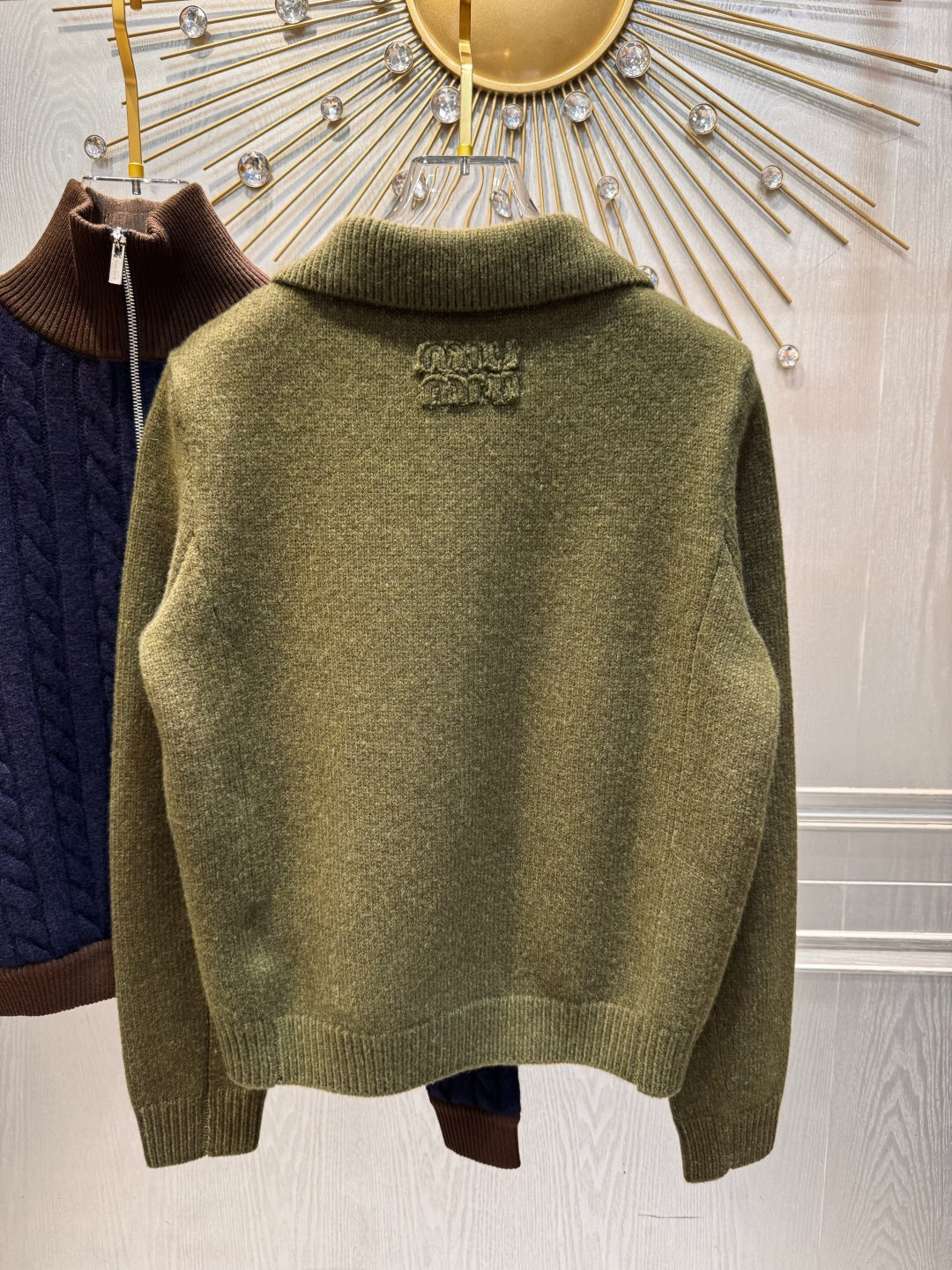 Mu 25fw Dark green wool cardigan