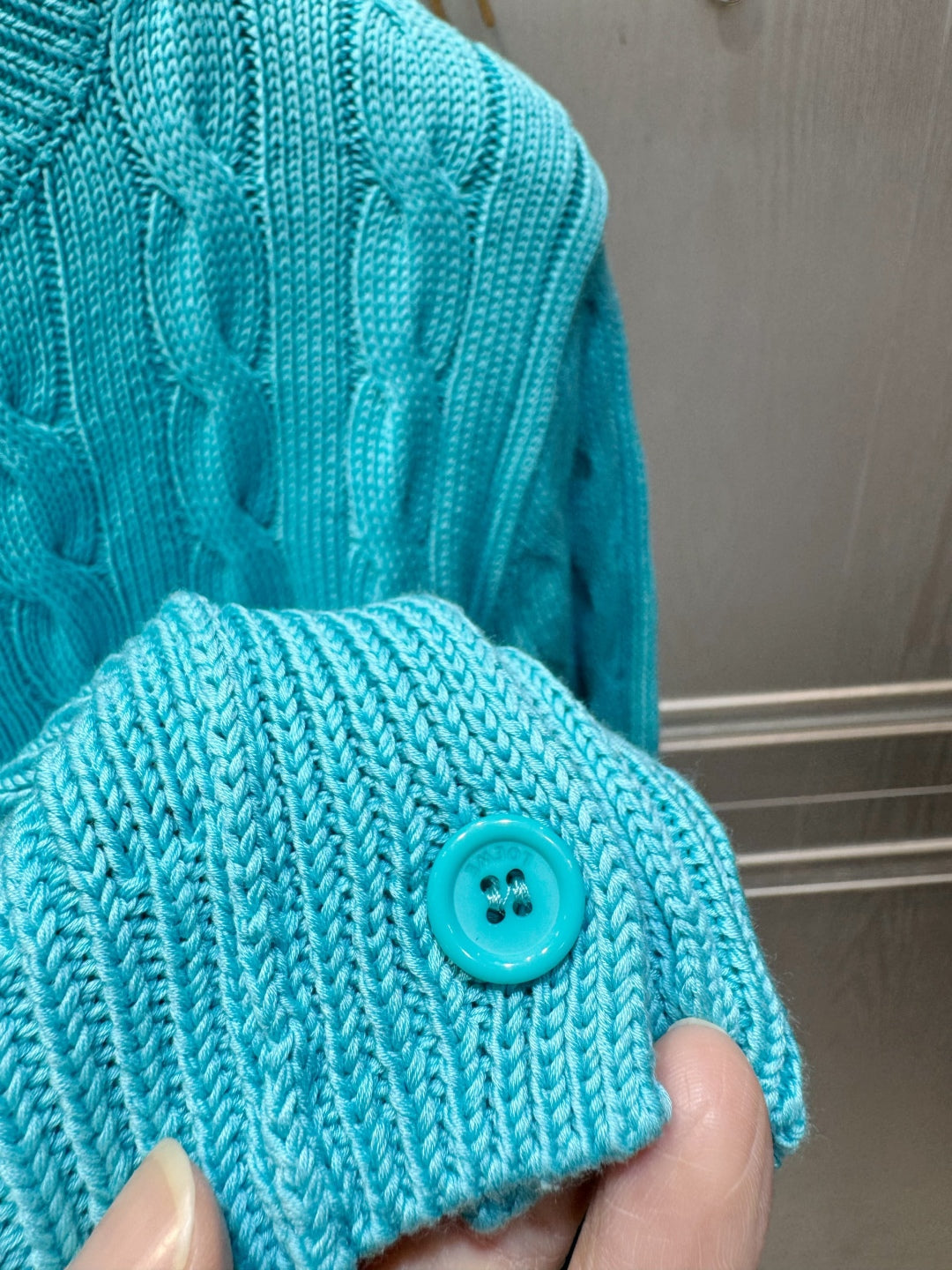 Cle 25fw Turquoise knit cardigan