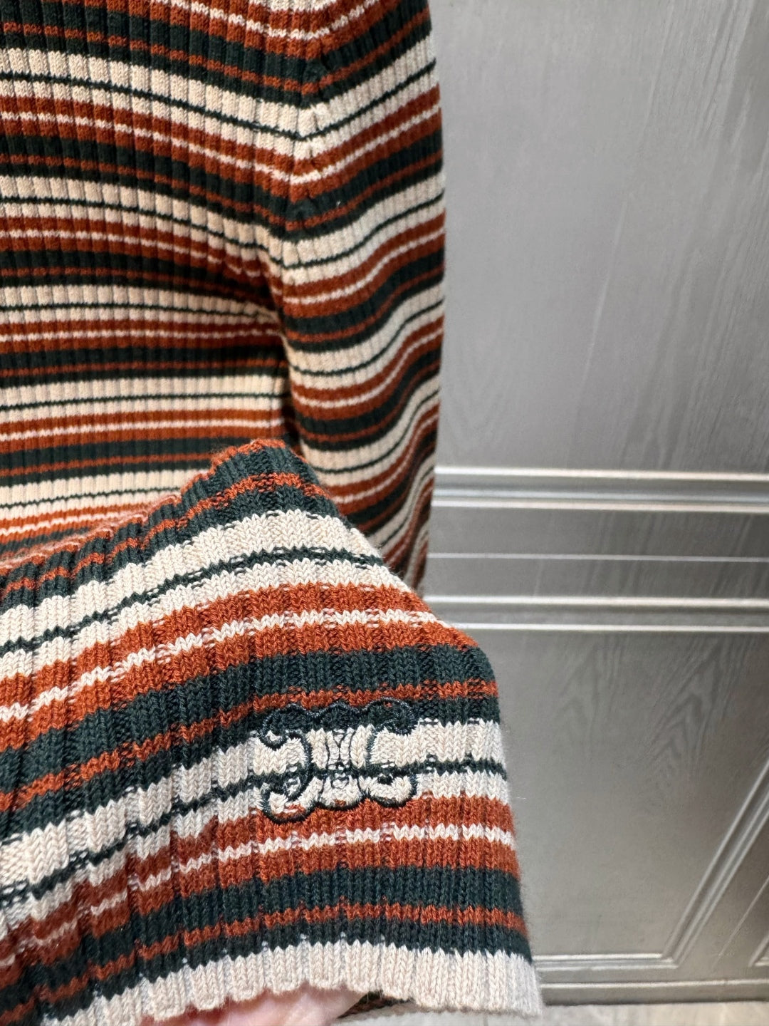 Cle 25fw Brownish-red knitted cardigan