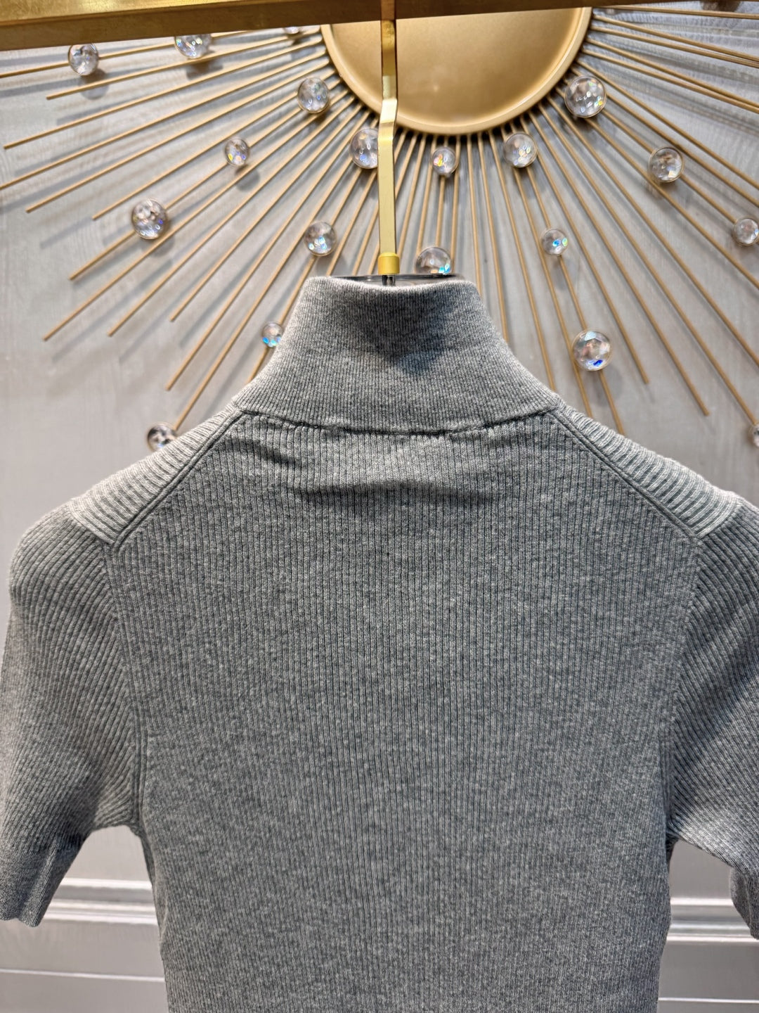 Mu 25fw Grey knitted zip-up short-sleeved shirt