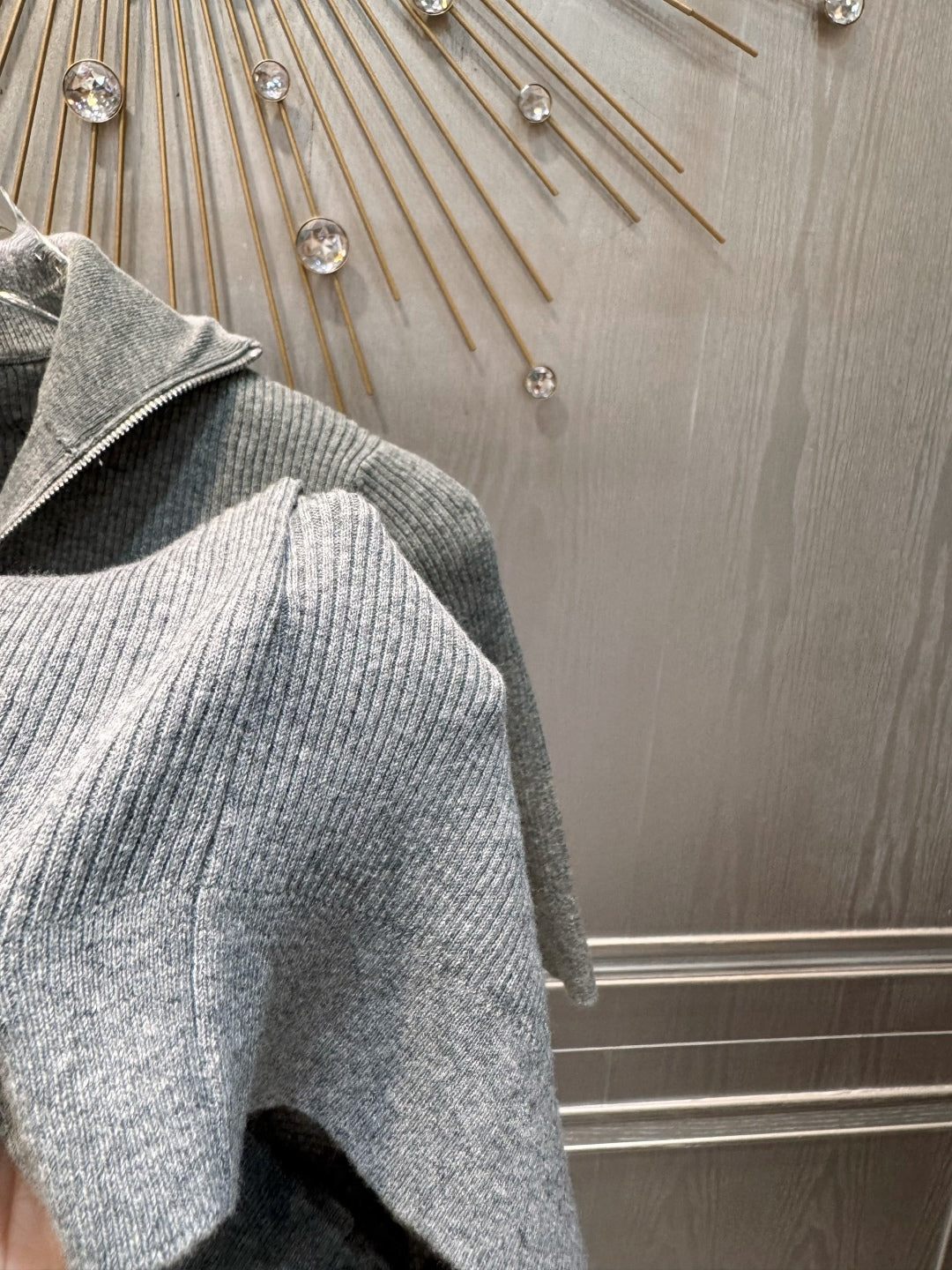 Mu 25fw Grey knitted zip-up short-sleeved shirt