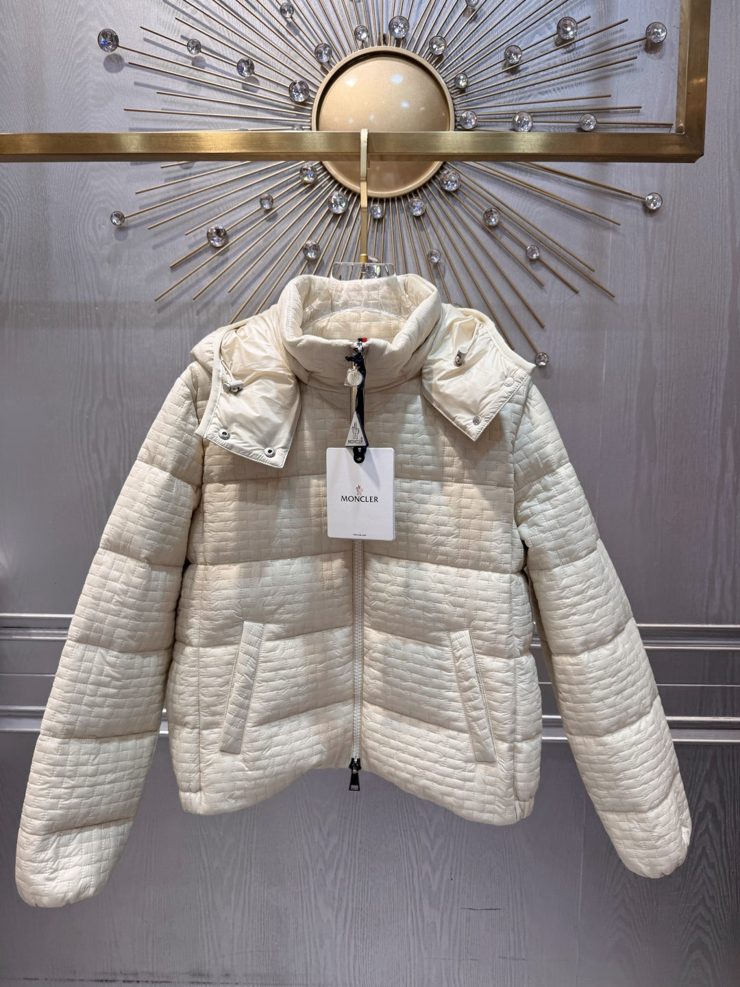 Mon 25fw Creamy white down jacket