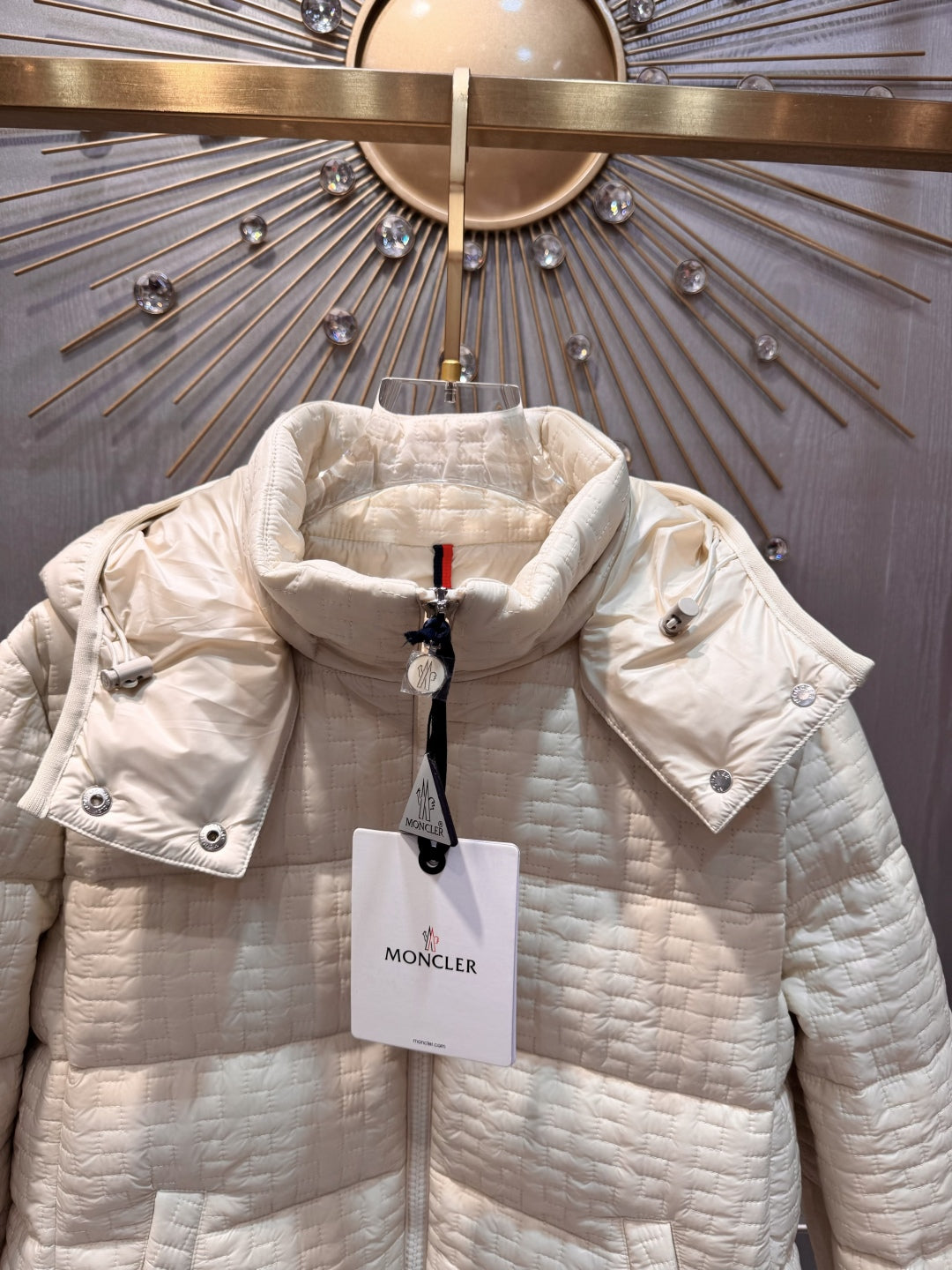 Mon 25fw Creamy white down jacket