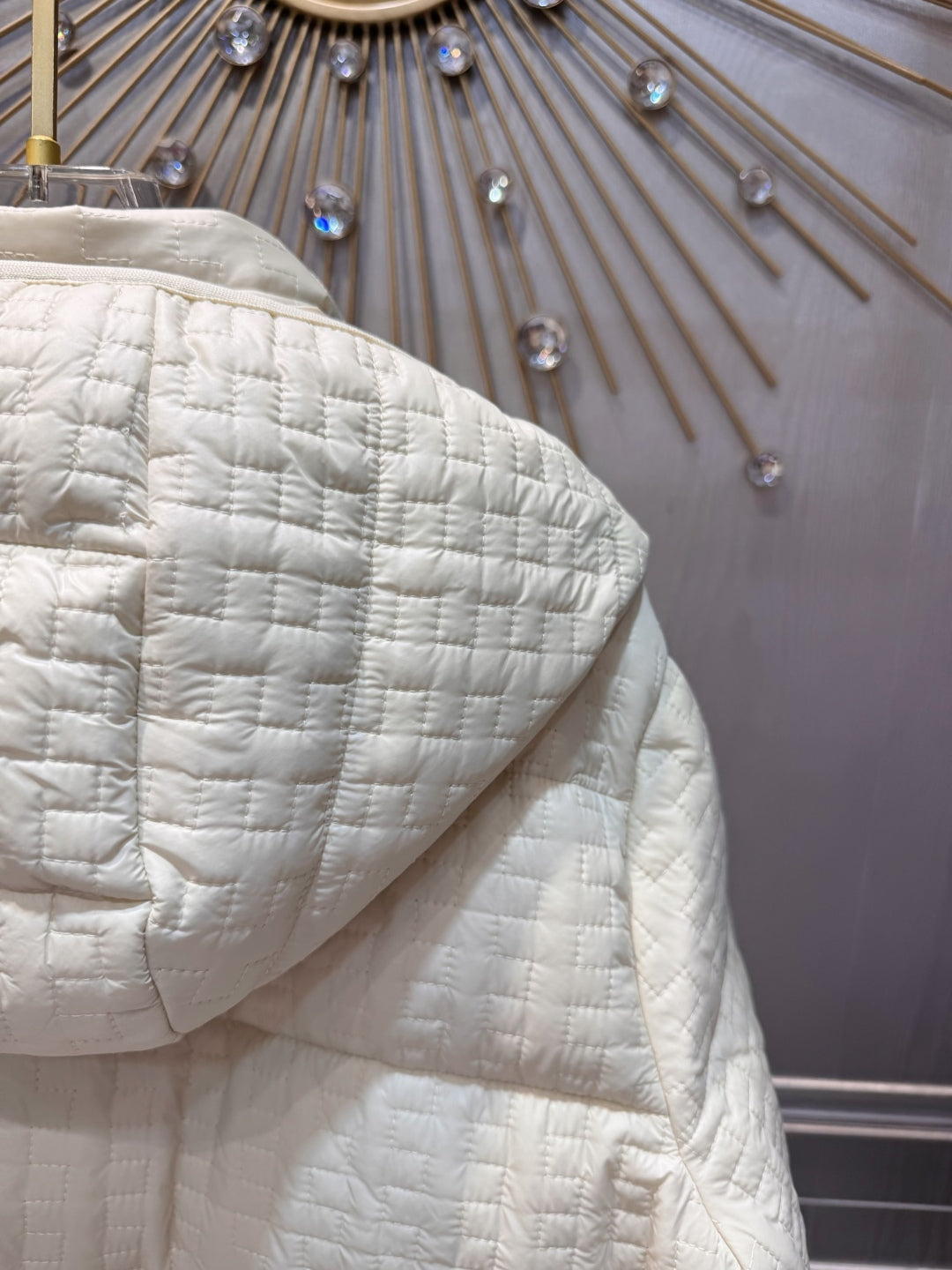 Mon 25fw Creamy white down jacket