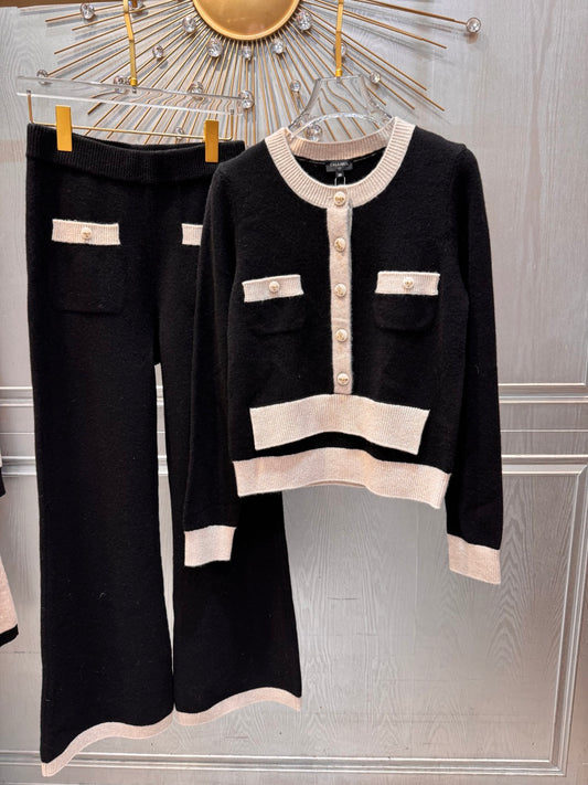 Cha 25fw Off-white cashmere knit set