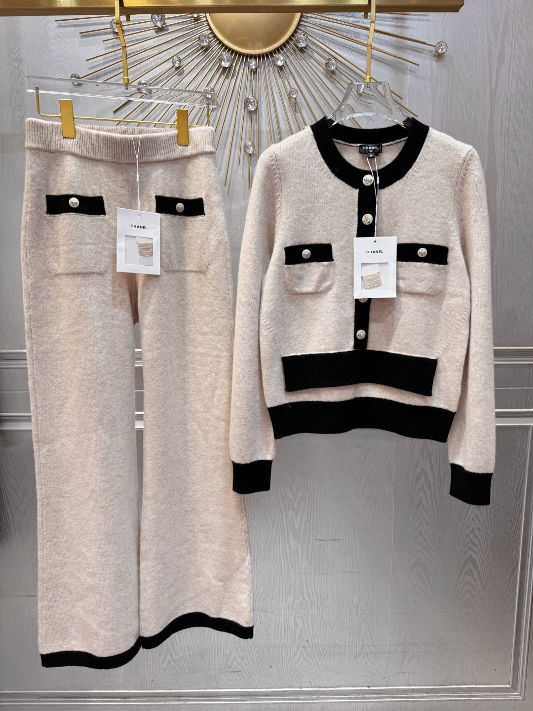 Cha 25fw White cashmere knit set