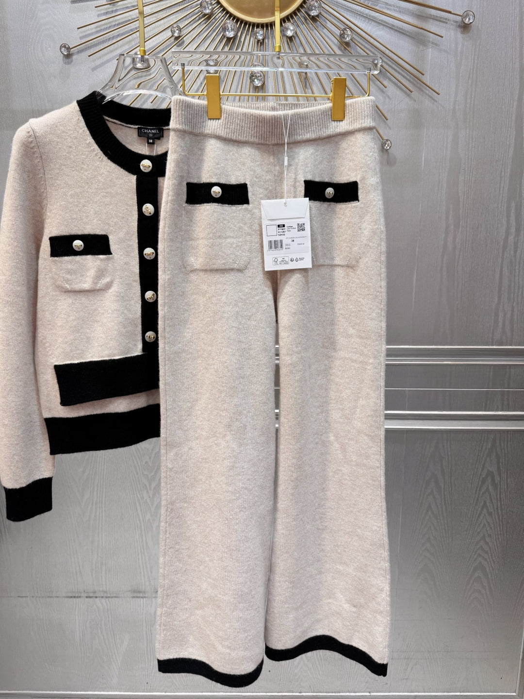 Cha 25fw White cashmere knit set