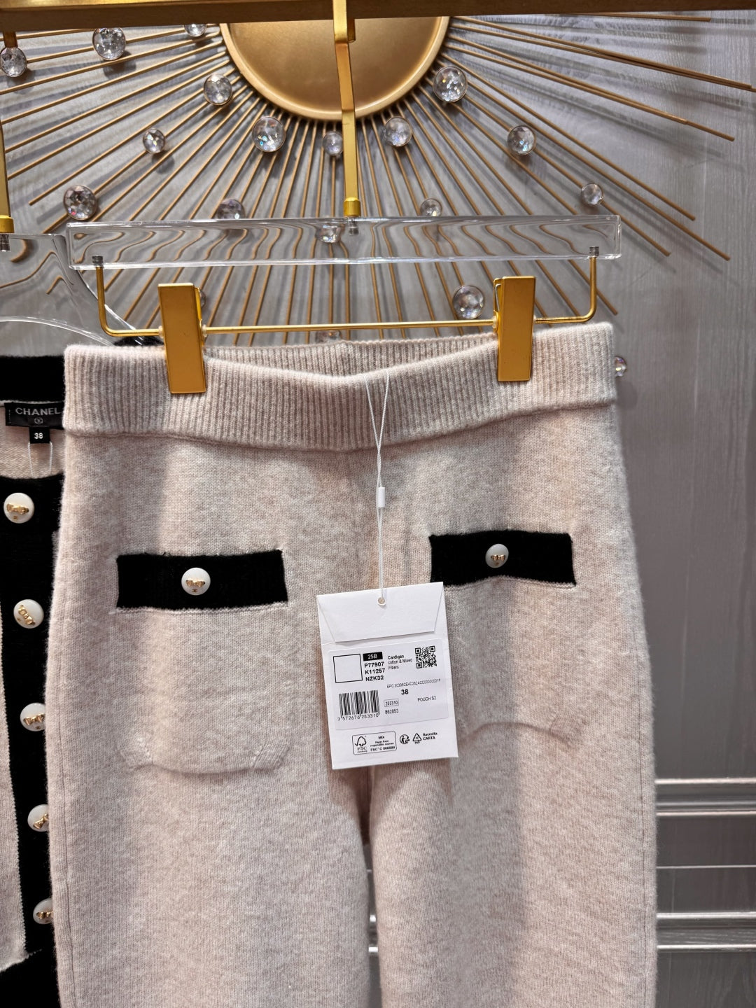 Cha 25fw White cashmere knit set