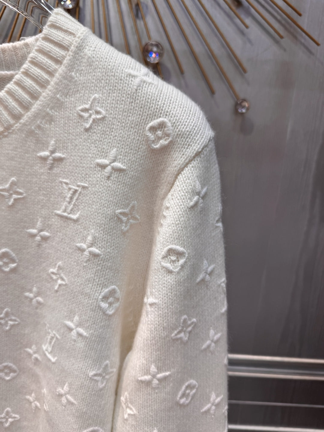 Lov 25fw Off-white cashmere knit sweater