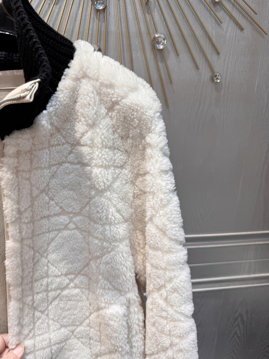 Cd 25fw Black and white fur coat