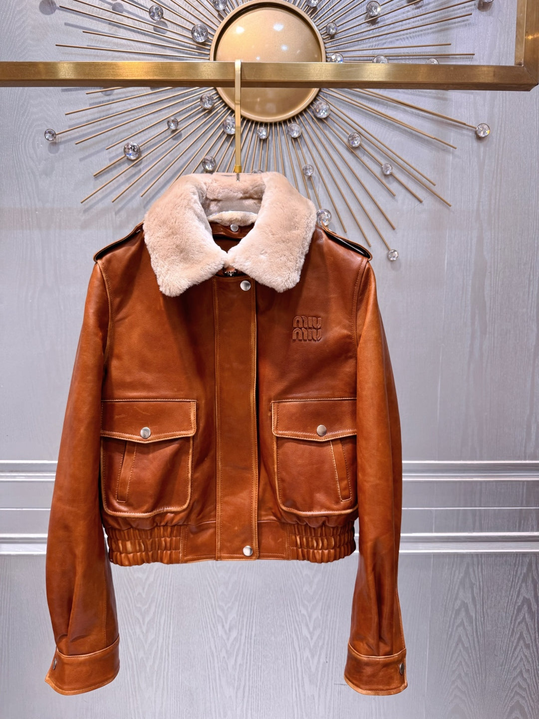Mu 25fw Brown leather suit