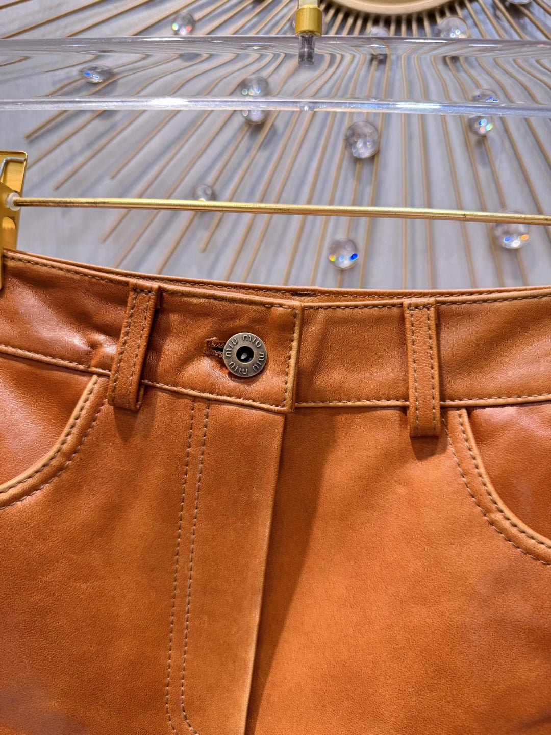 Mu 25fw Brown leather suit