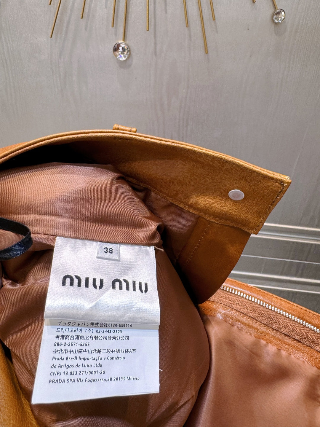 Mu 25fw Brown leather suit