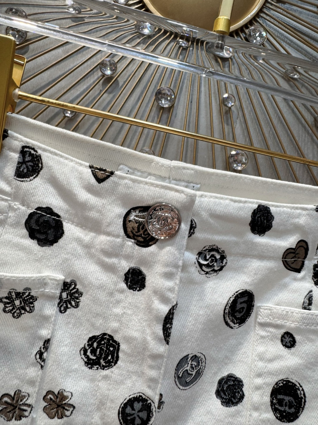 Cha 25fw White printed jeans