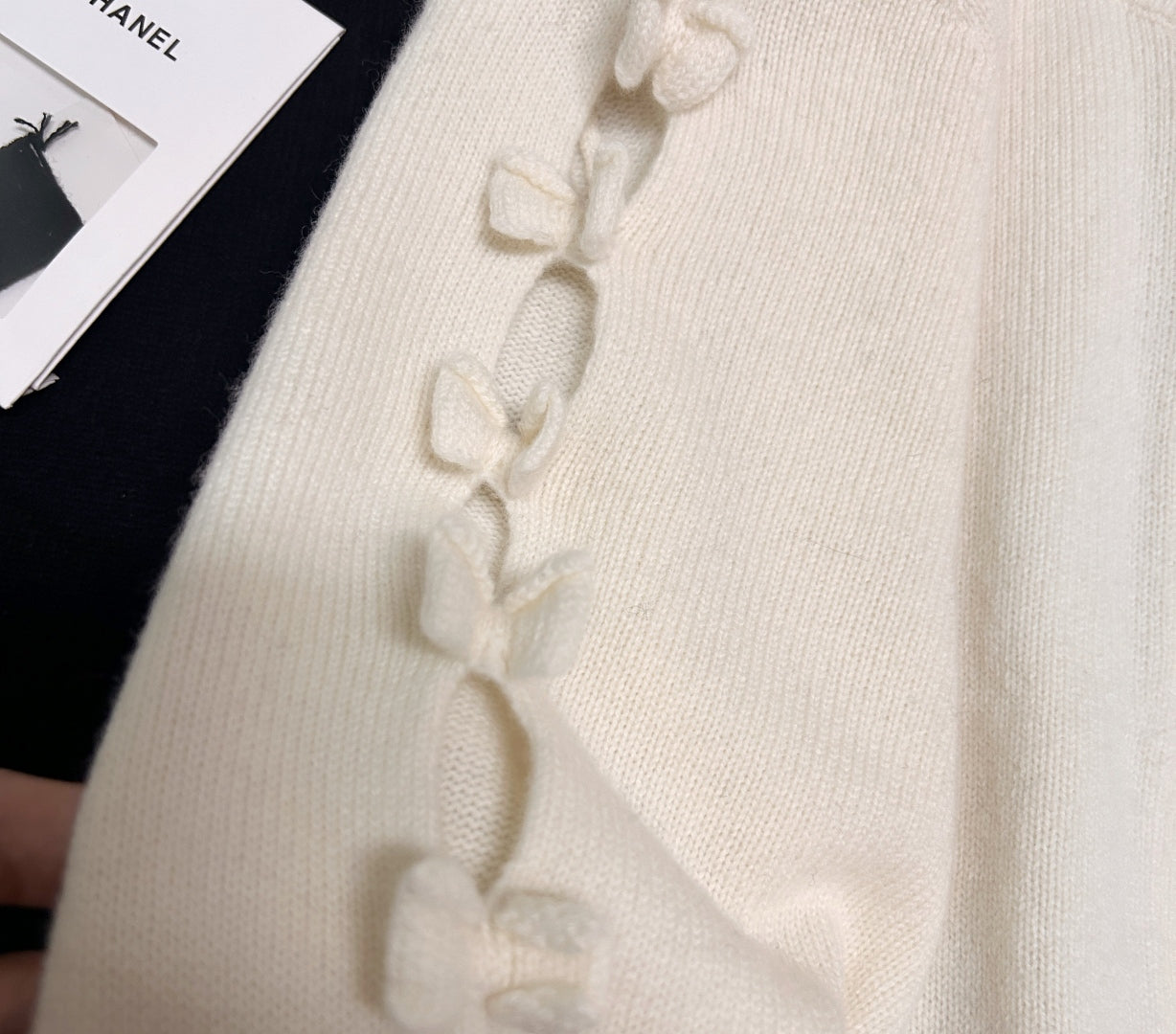 Cha 25fw Bow Knit Sweater