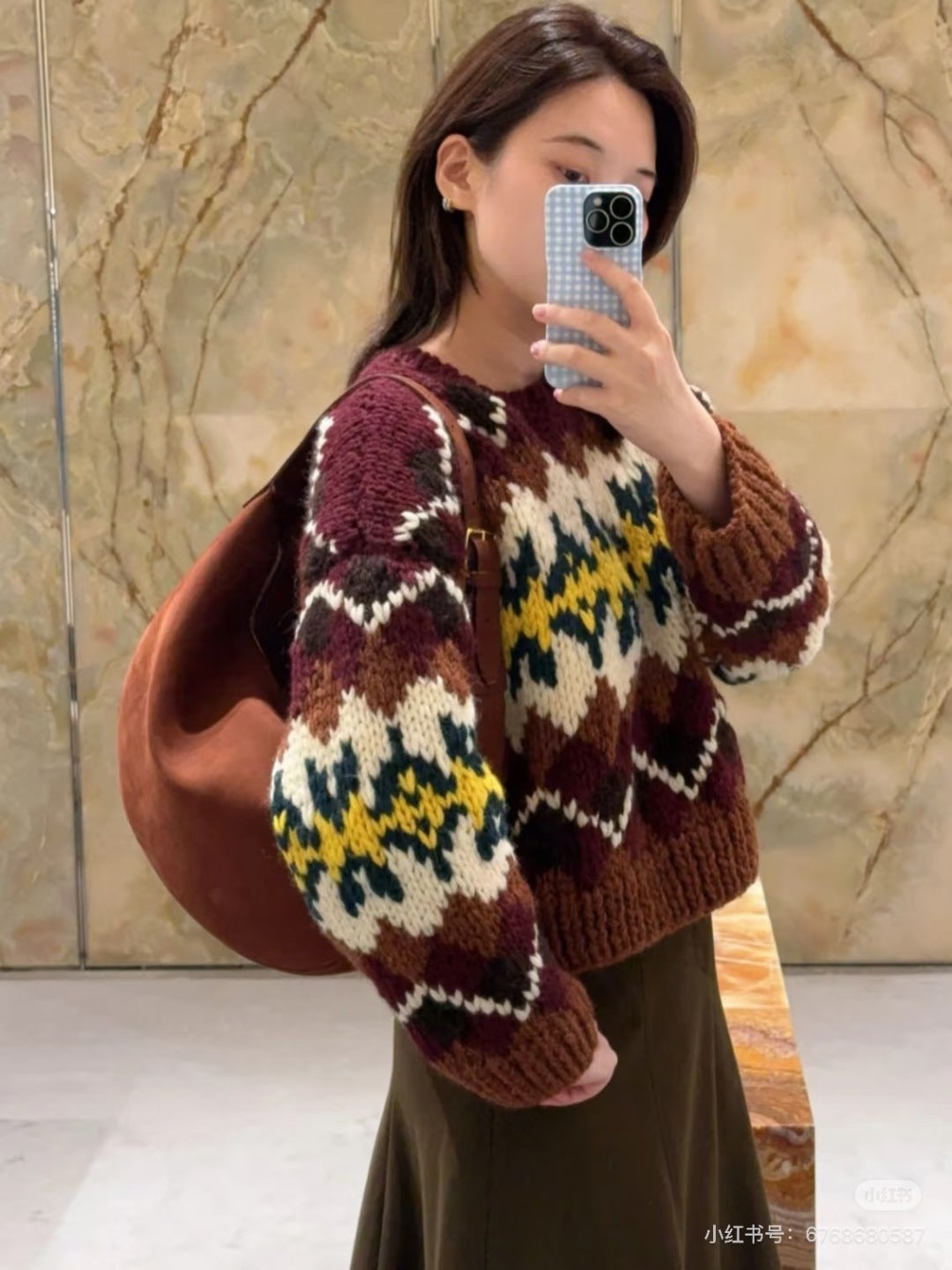 Cel 25fw Burgundy knit sweater