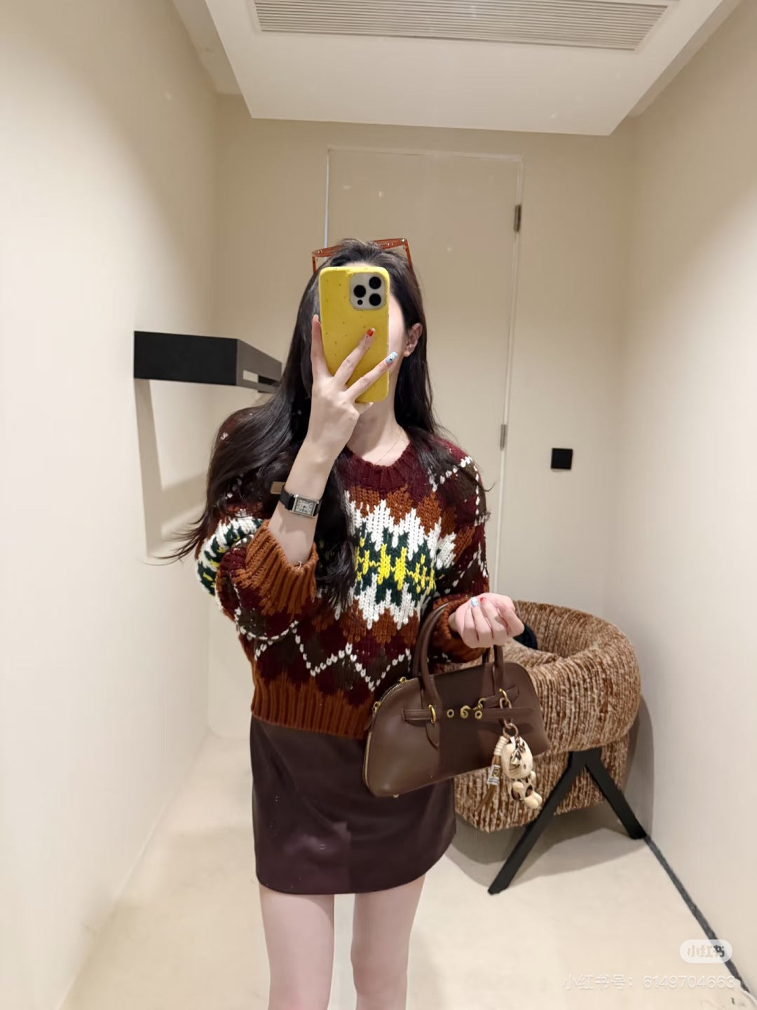 Cel 25fw Burgundy knit sweater