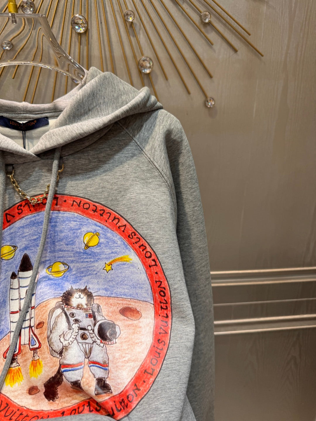 Loe 25fw Light gray hooded sweatshirt