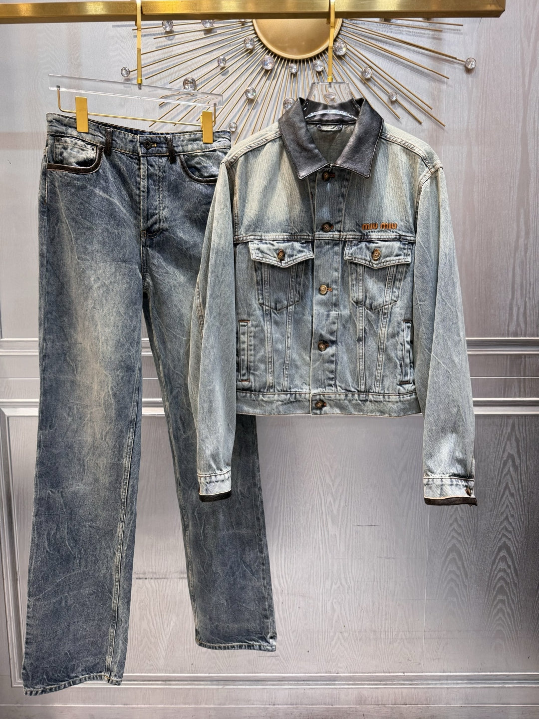 Mu 25fw Blue denim jacket set with leather collar