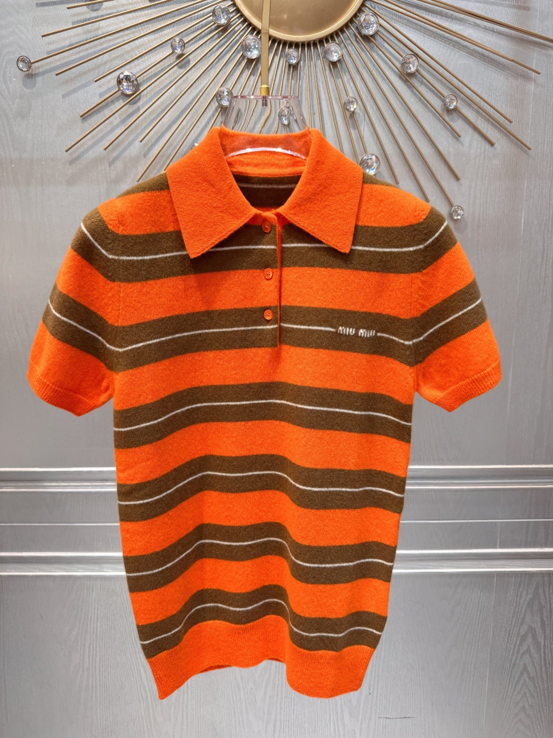 Mu 25fw Orange and brown knitted cashmere sweater