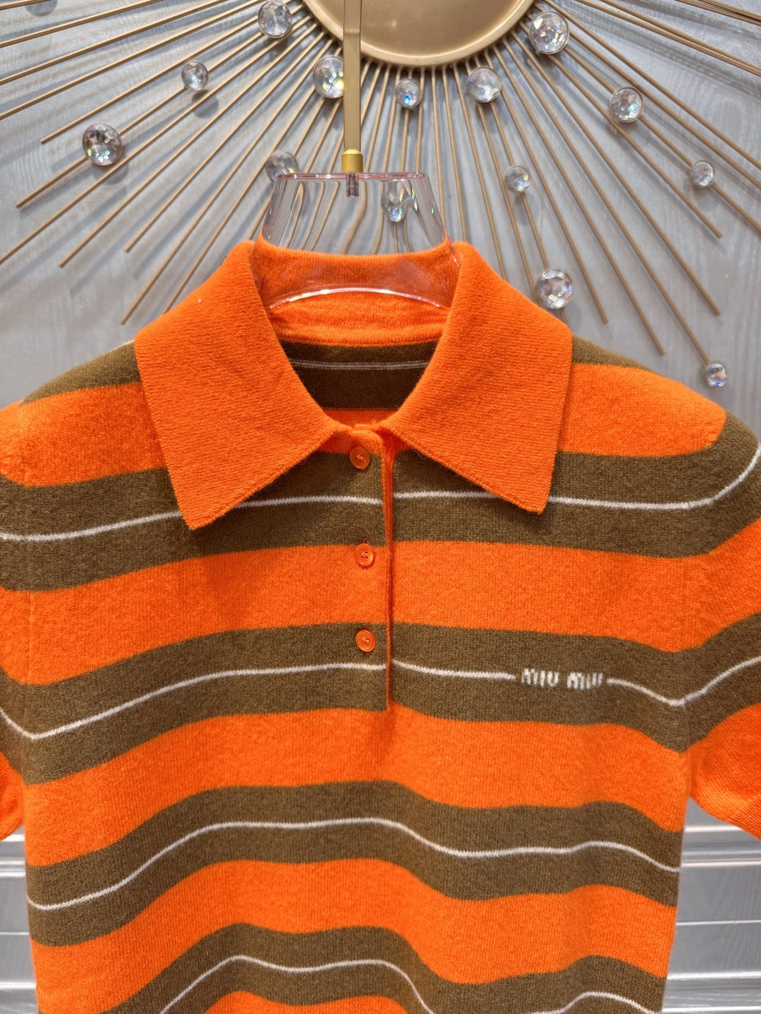 Mu 25fw Orange and brown knitted cashmere sweater