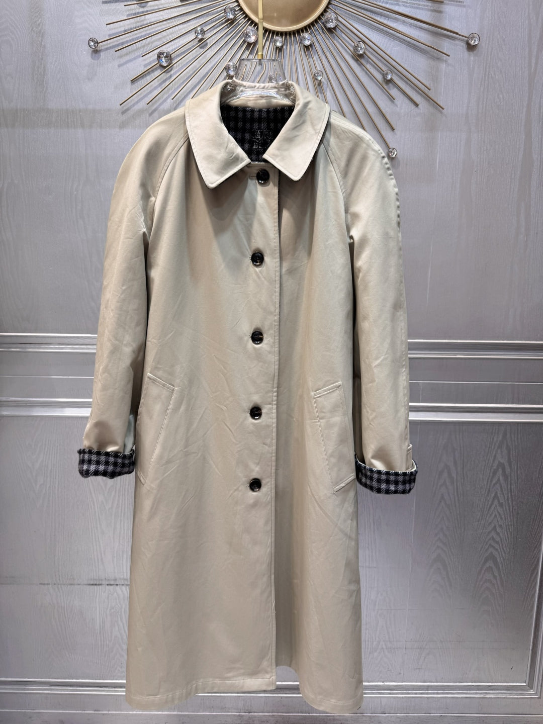 Mu 25fw Khaki reversible trench coat