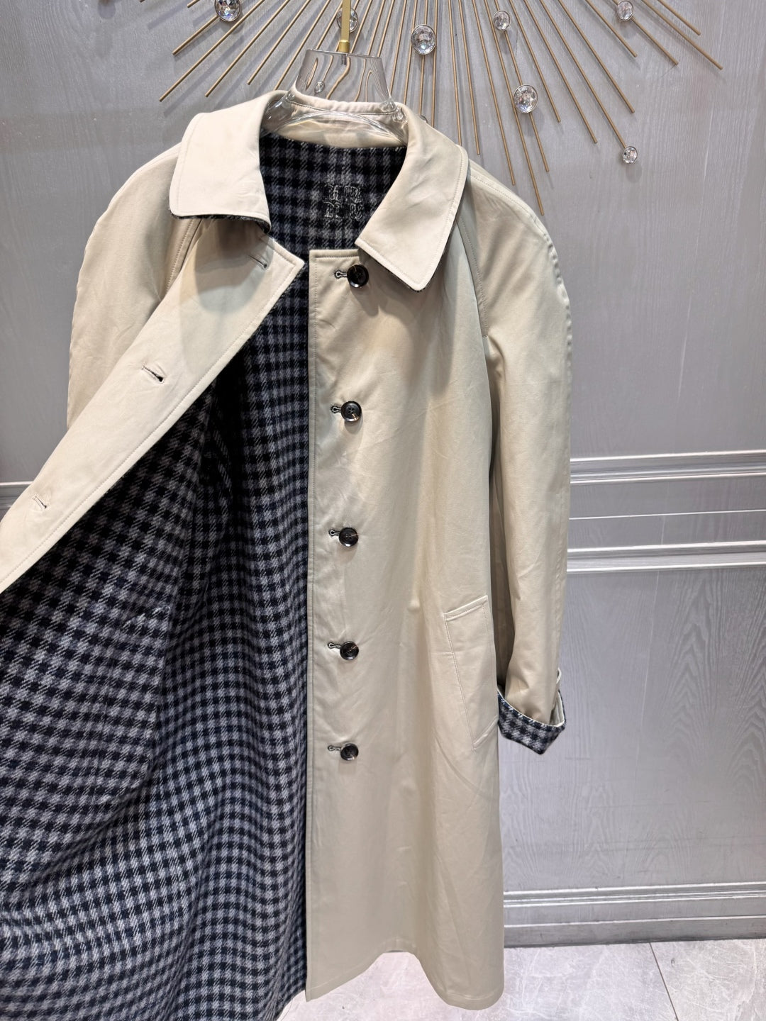 Mu 25fw Khaki reversible trench coat