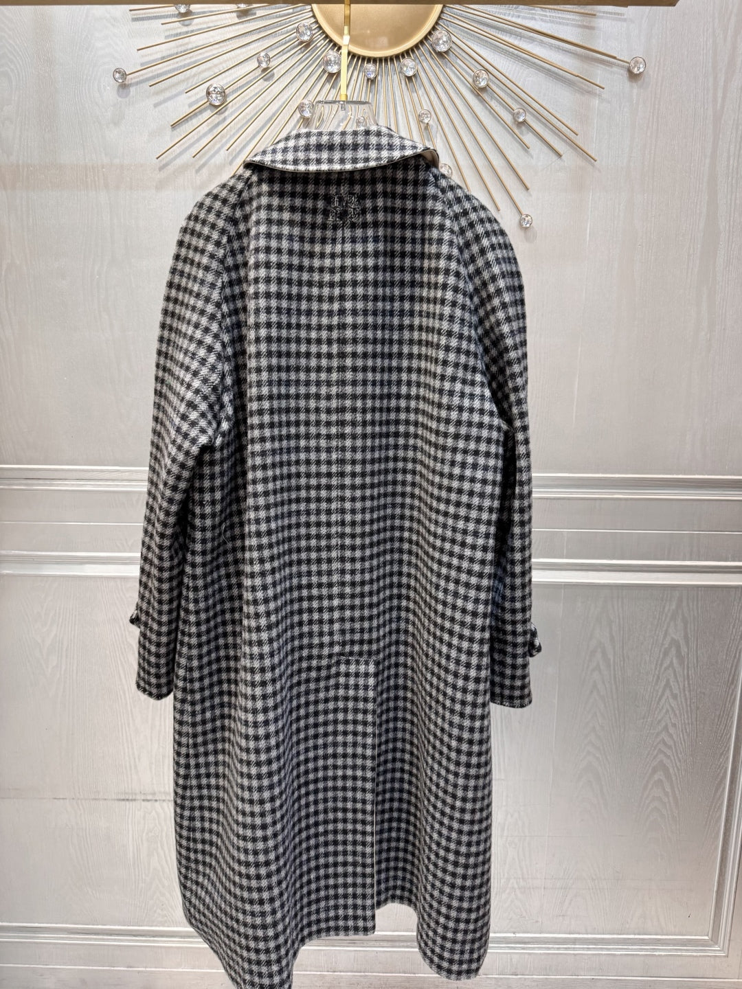 Mu 25fw Khaki reversible trench coat