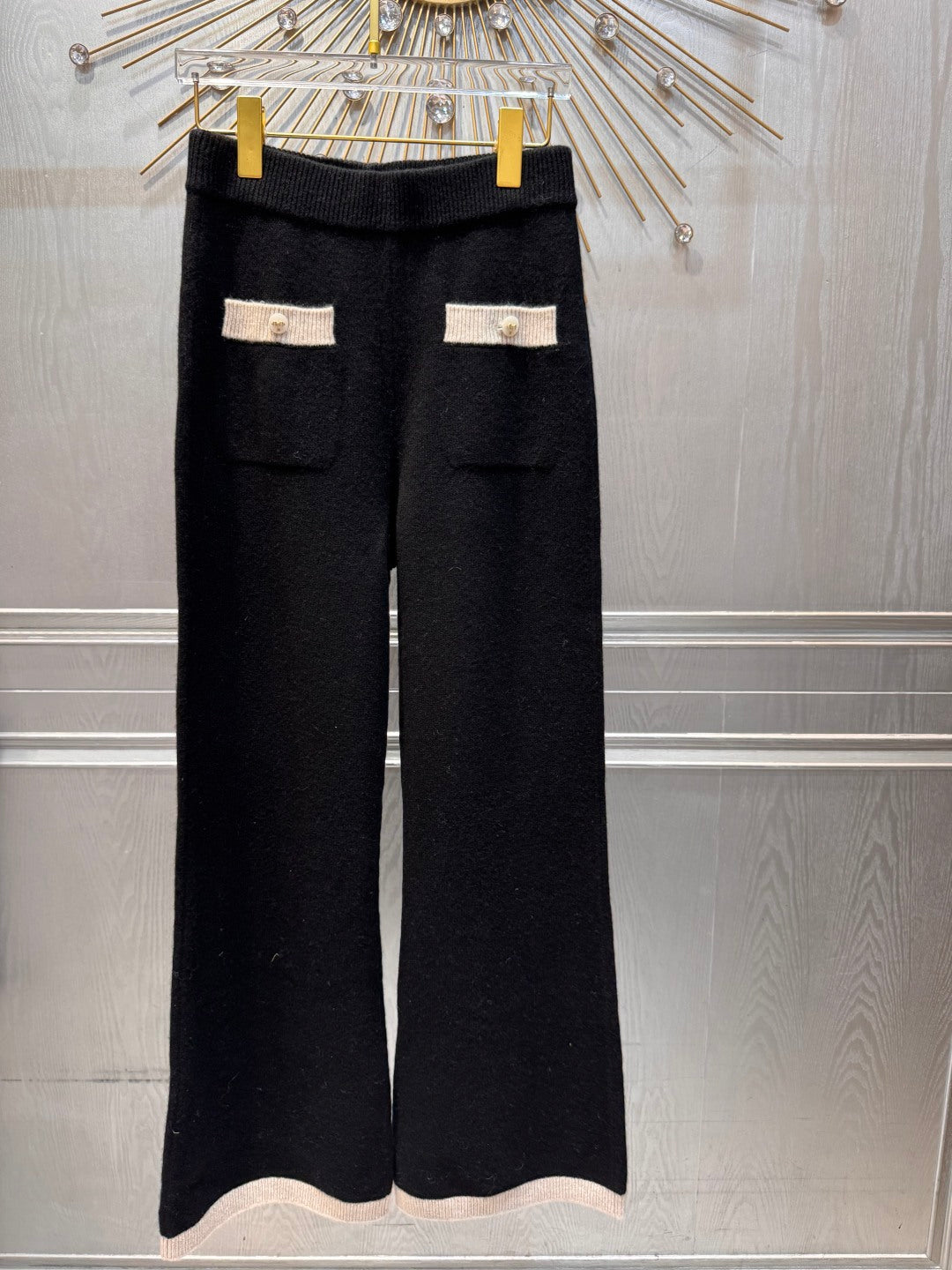 Cha 25fw Off-white cashmere knit set