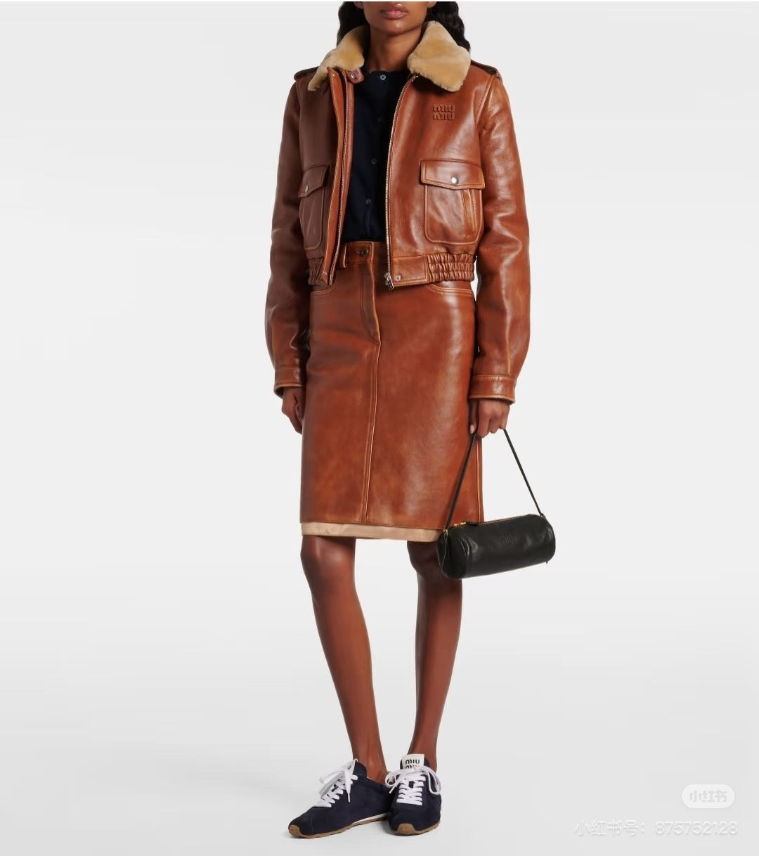 Mu 25fw Brown leather suit