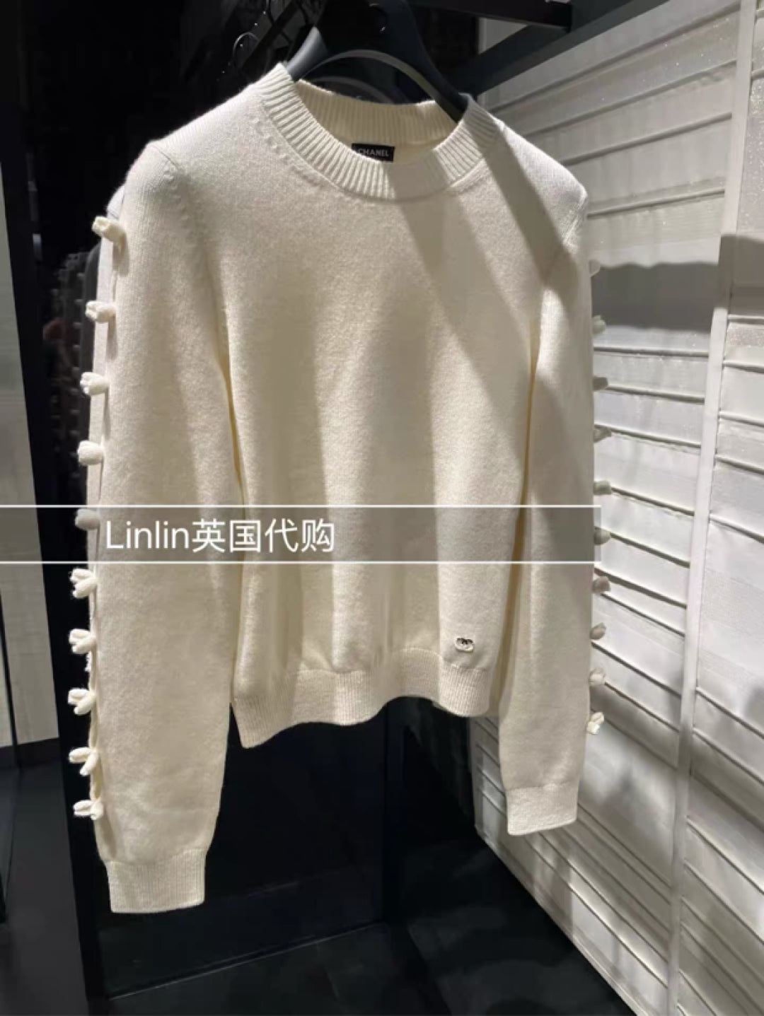 Cha 25fw White cashmere sweater