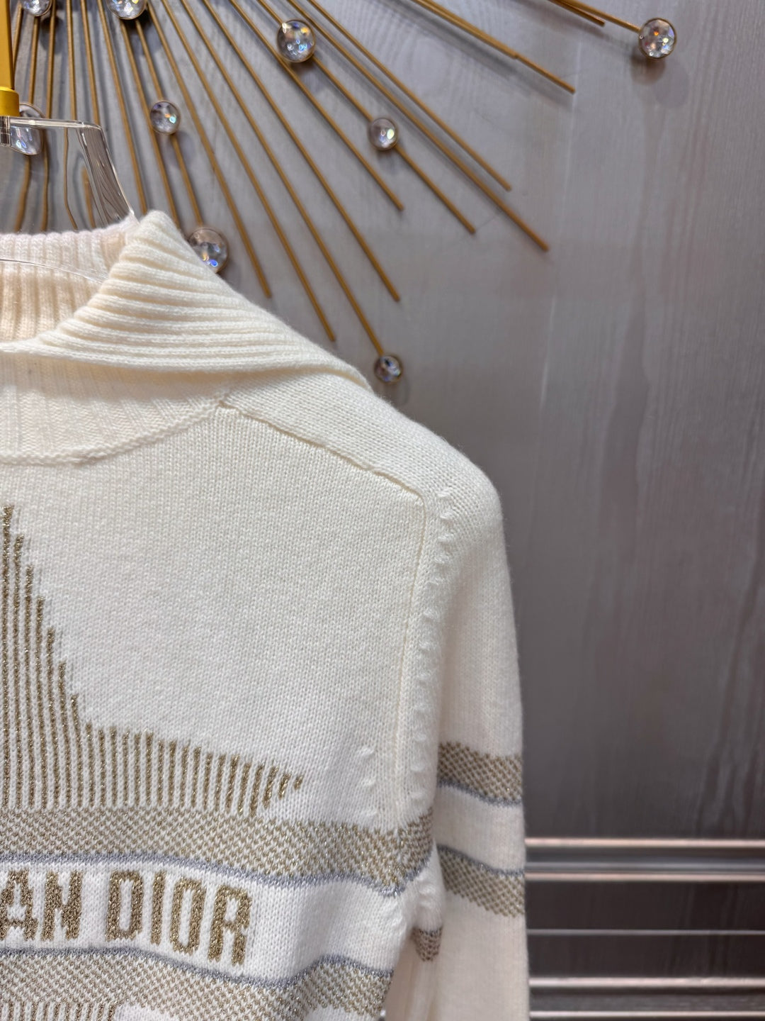 Cd 25fw Off white wool sweater
