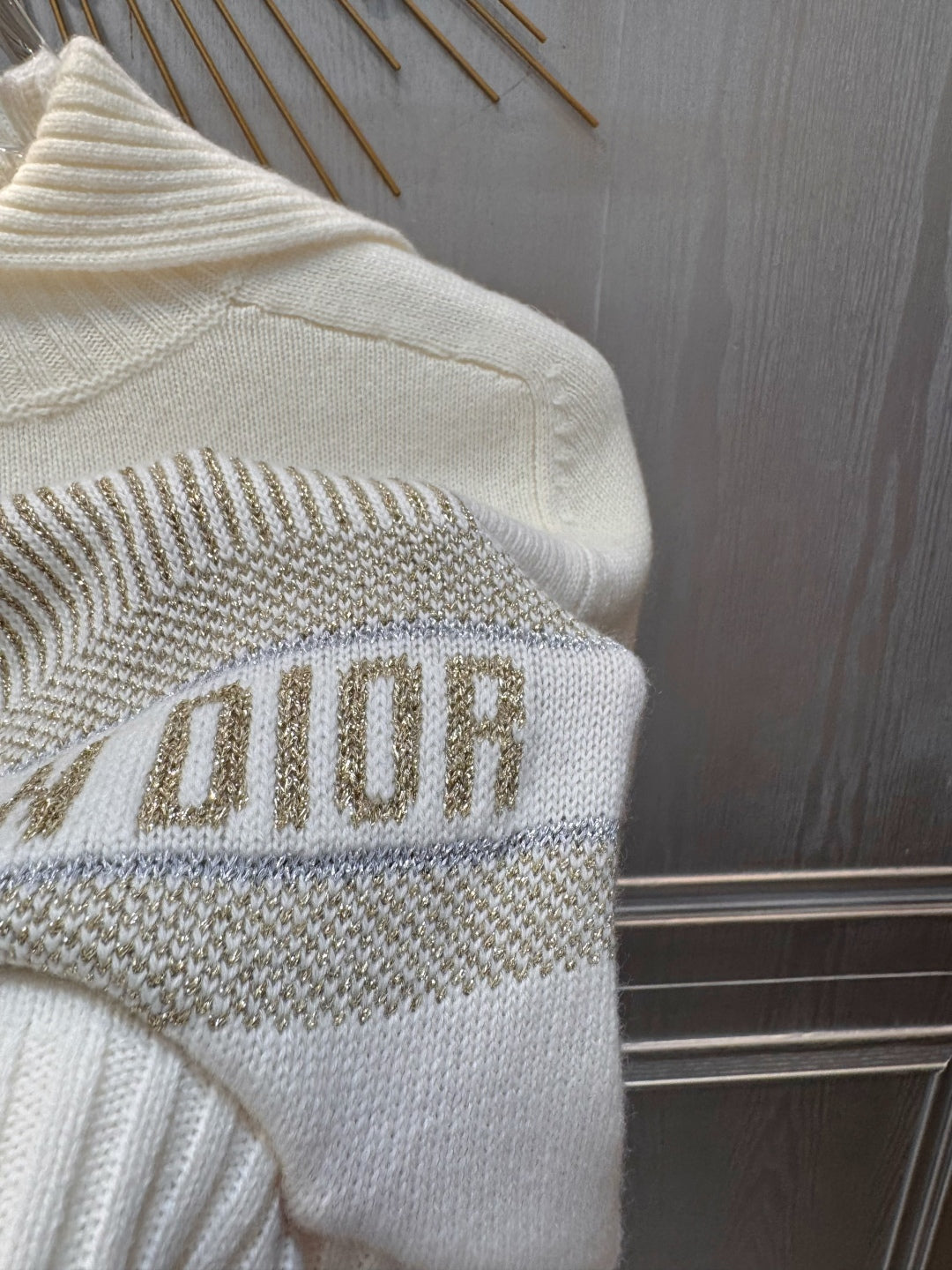 Cd 25fw Off white wool sweater
