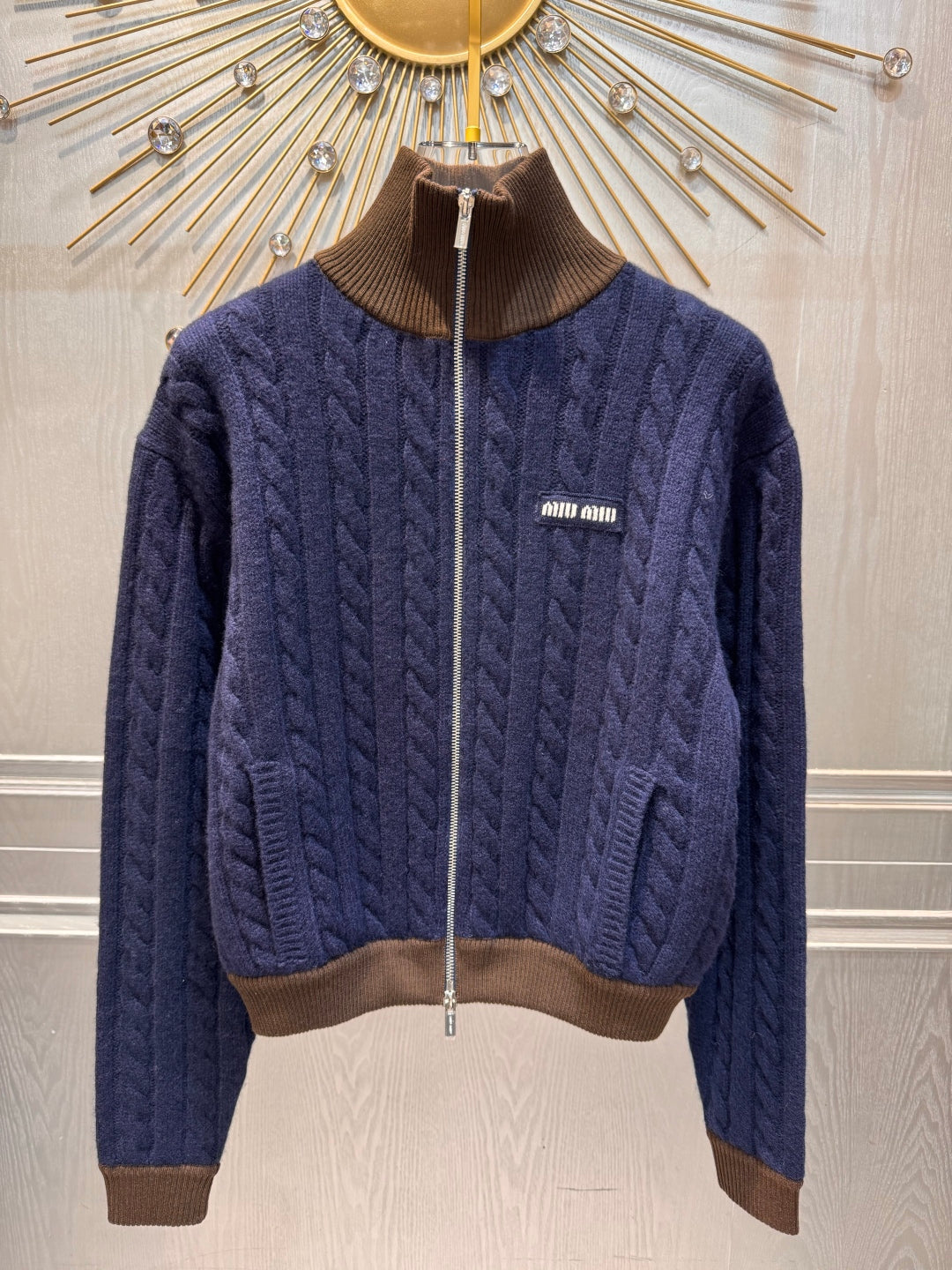 Mu 25fw Color blocking knitted cardigan